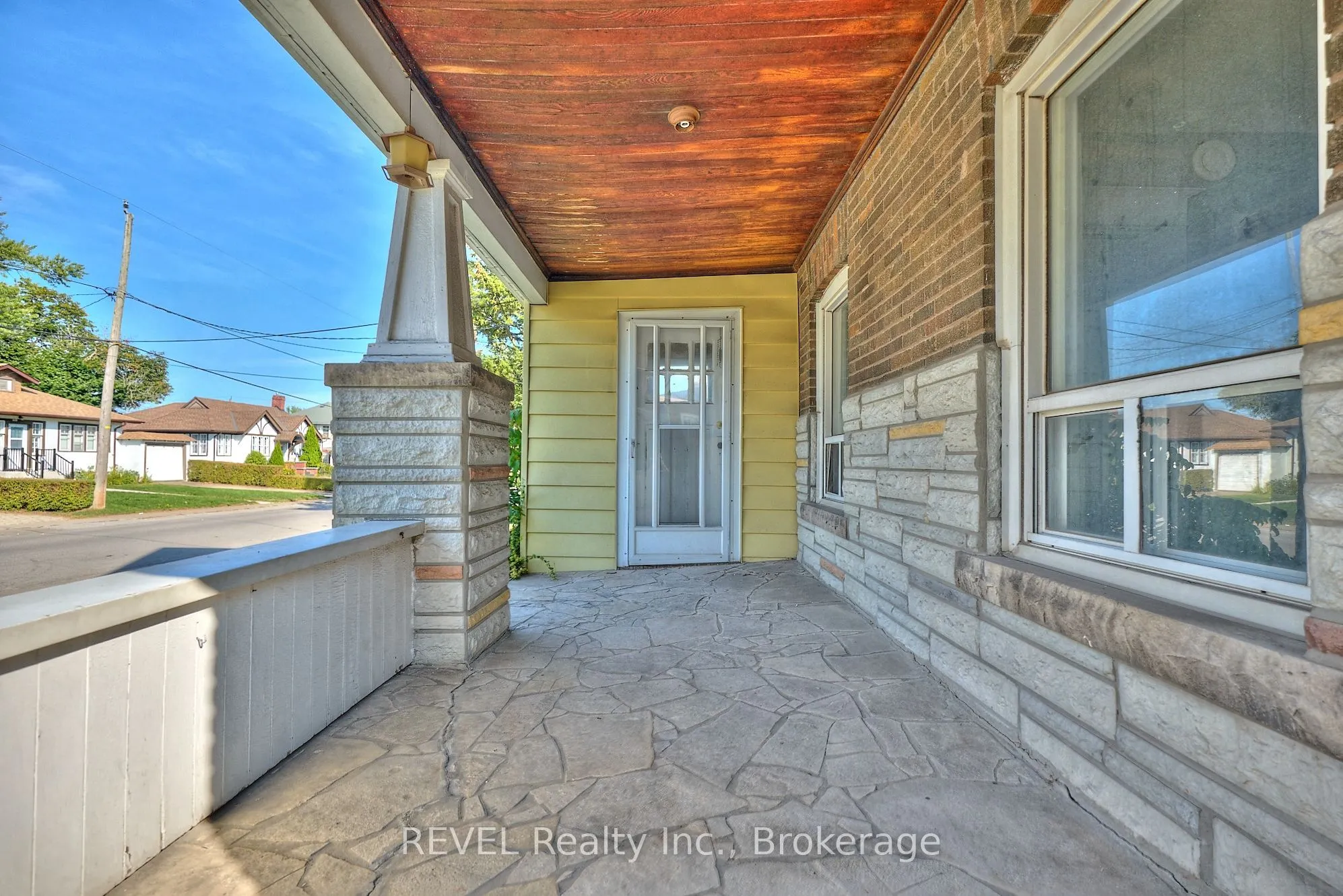 5806 Prince Edward Avenue