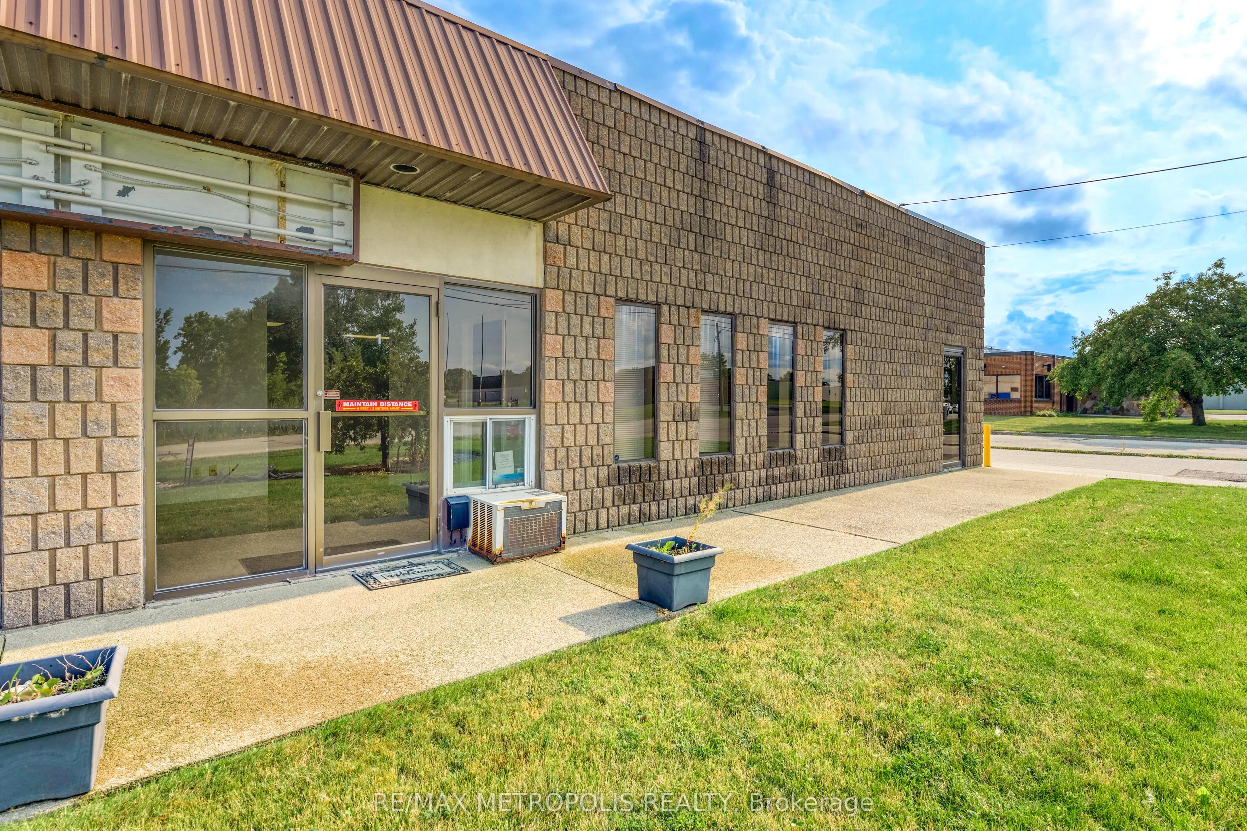 1173 Michener Road, ## 1 & 2