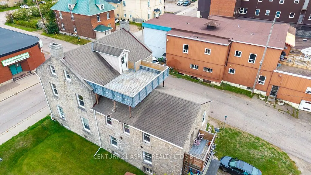 156 Mackay Street