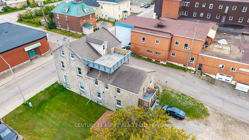 156 Mackay Street