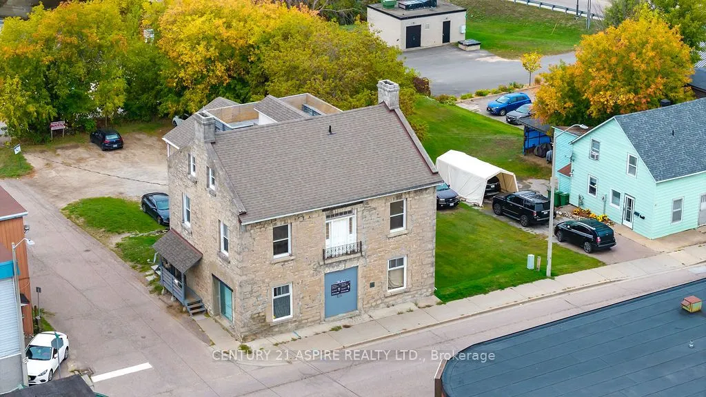 156 Mackay Street