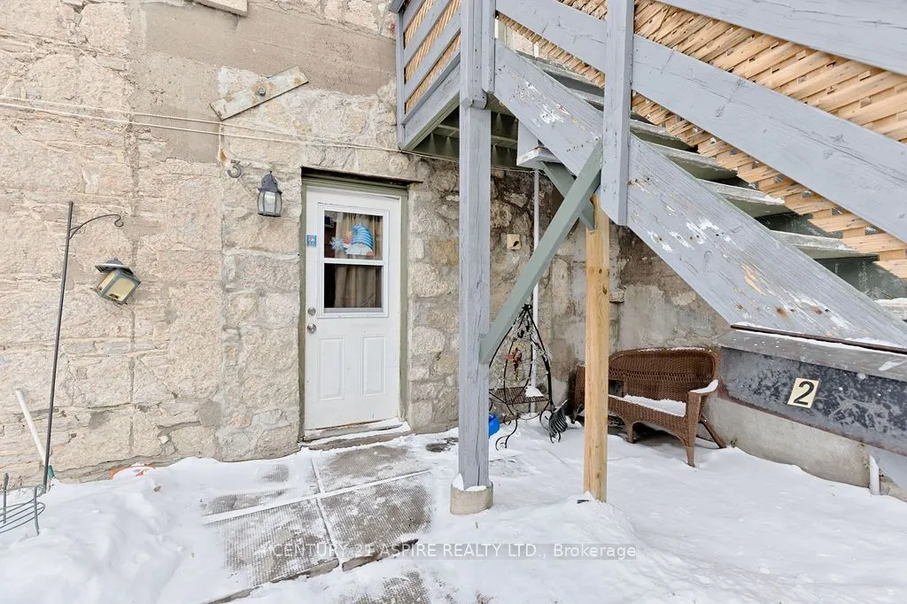 156 Mackay Street