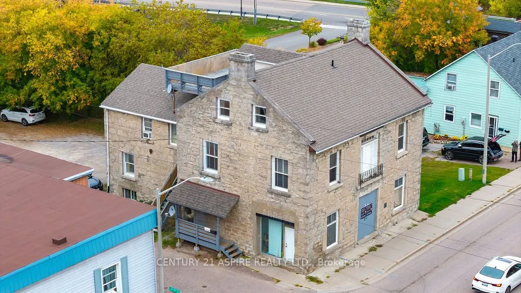 156 Mackay Street