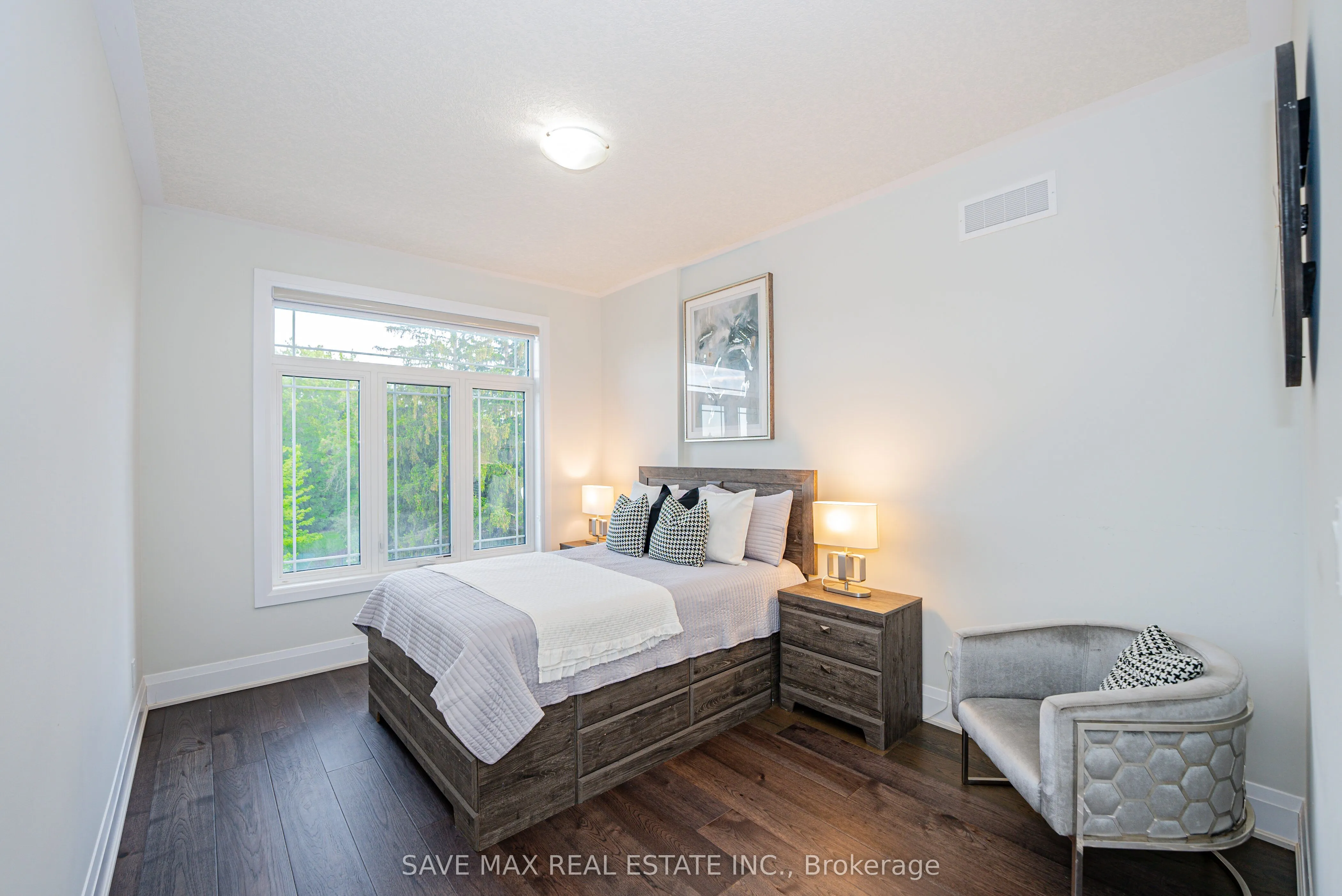 26 Falconridge Drive