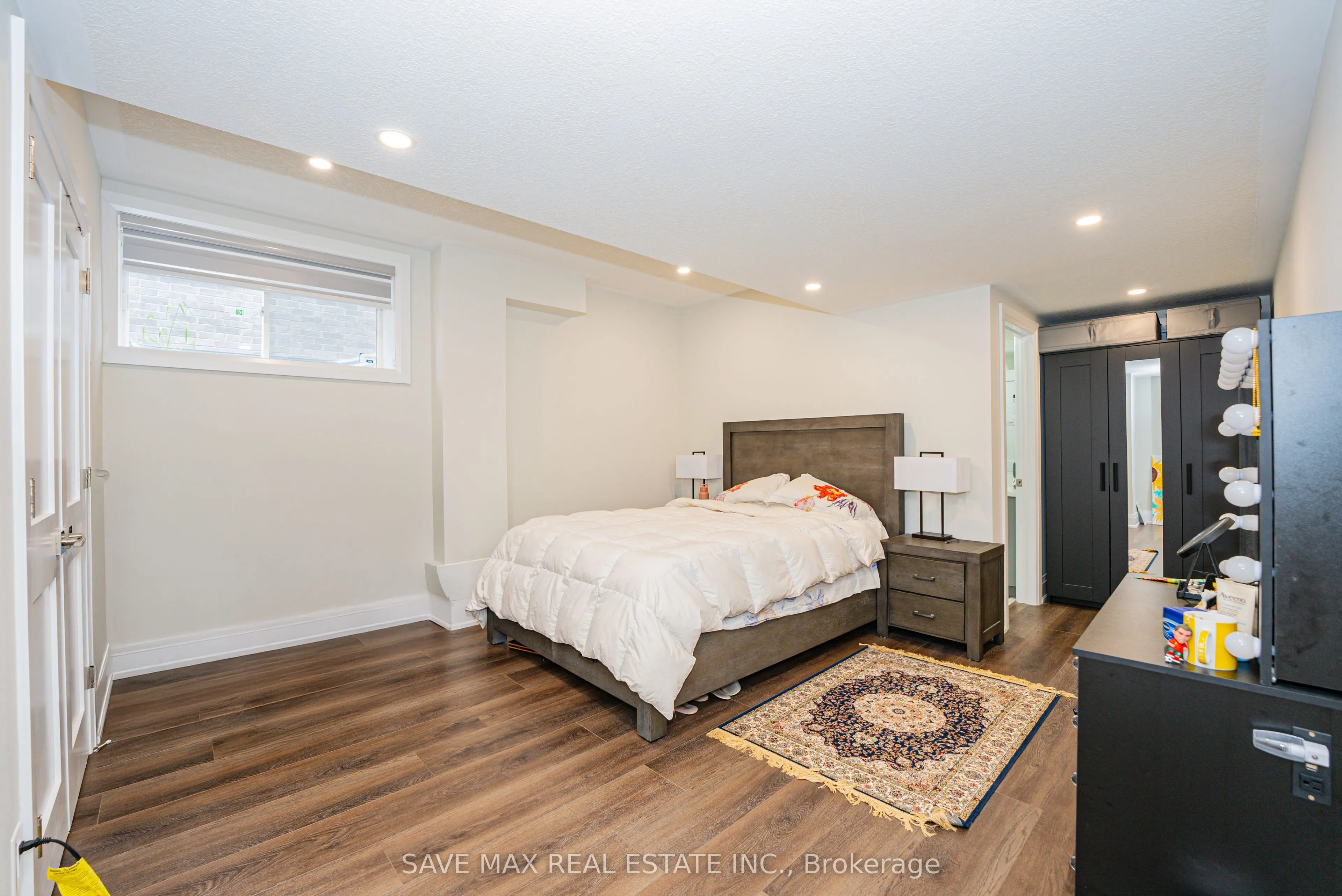 26 Falconridge Drive
