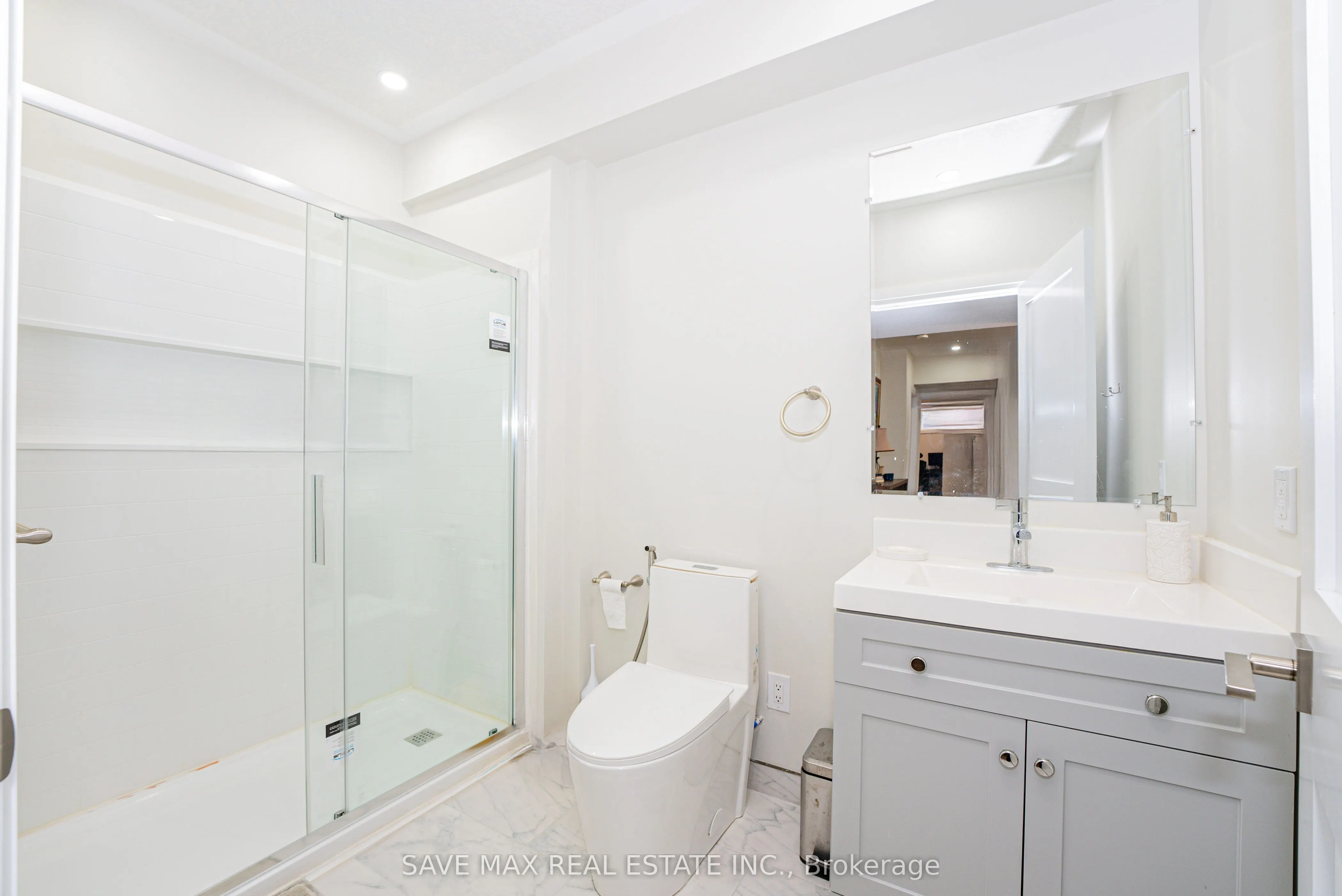 26 Falconridge Drive