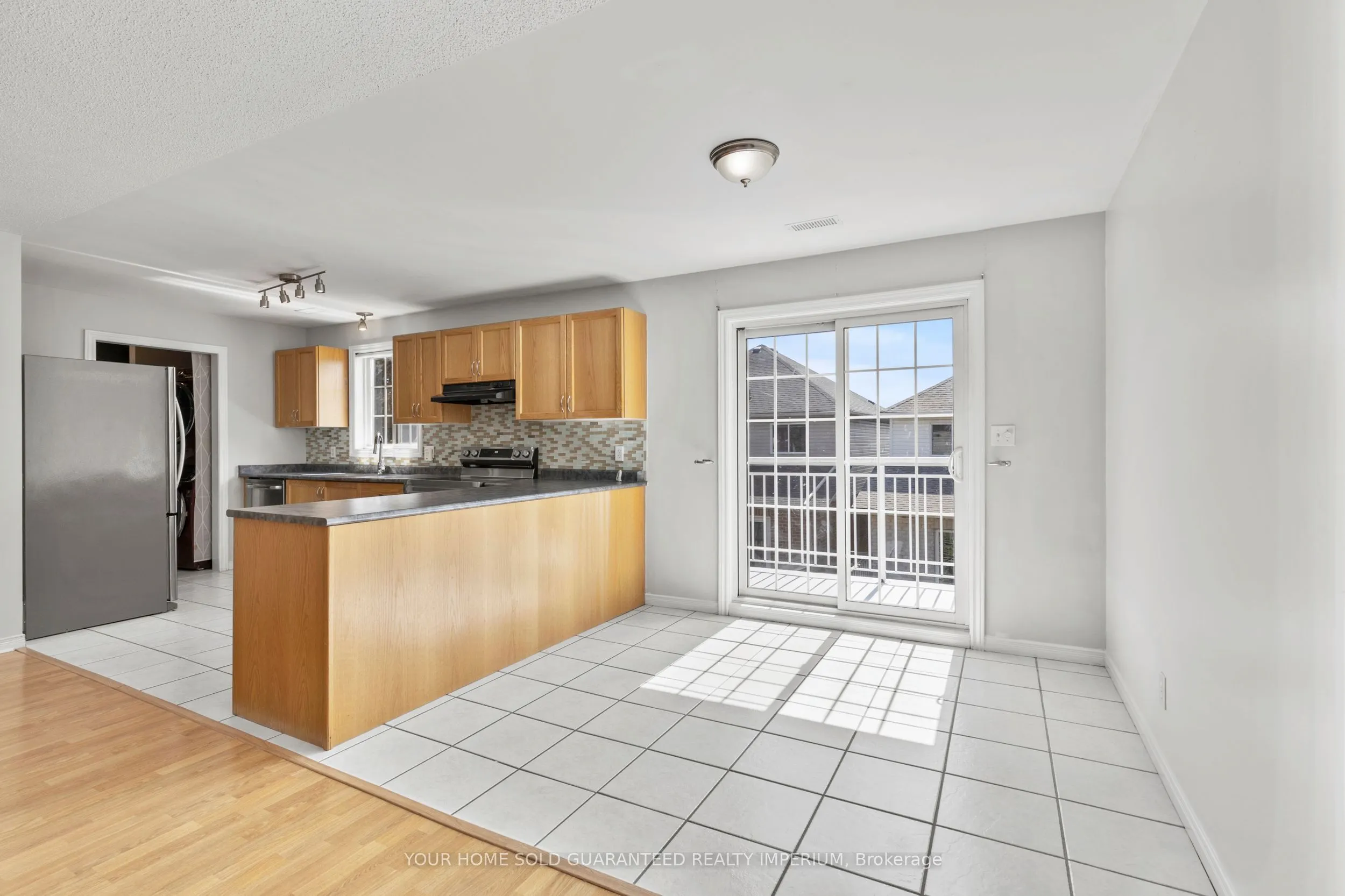996 Rymal Road E, #14