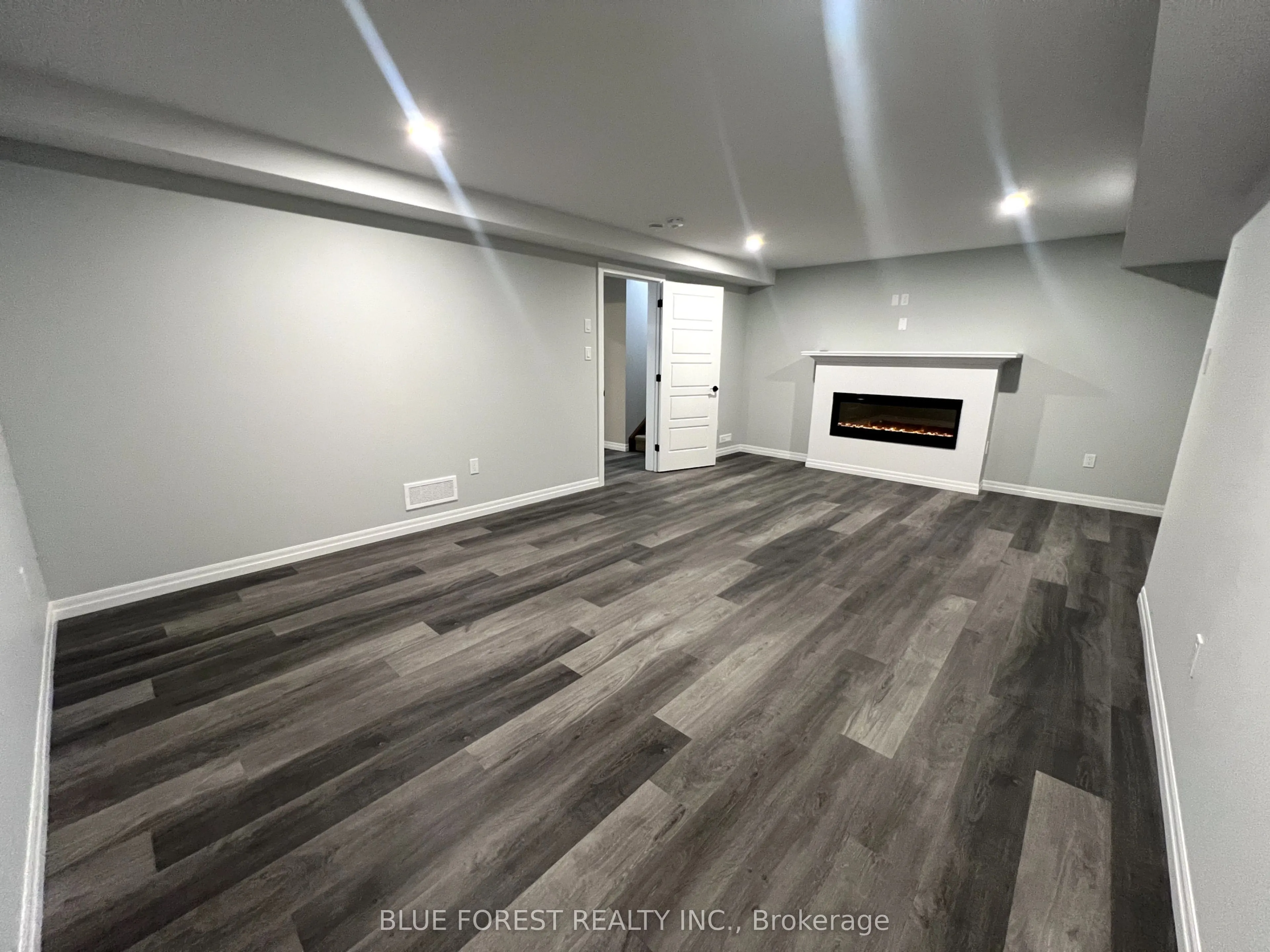 218 Snyders Avenue