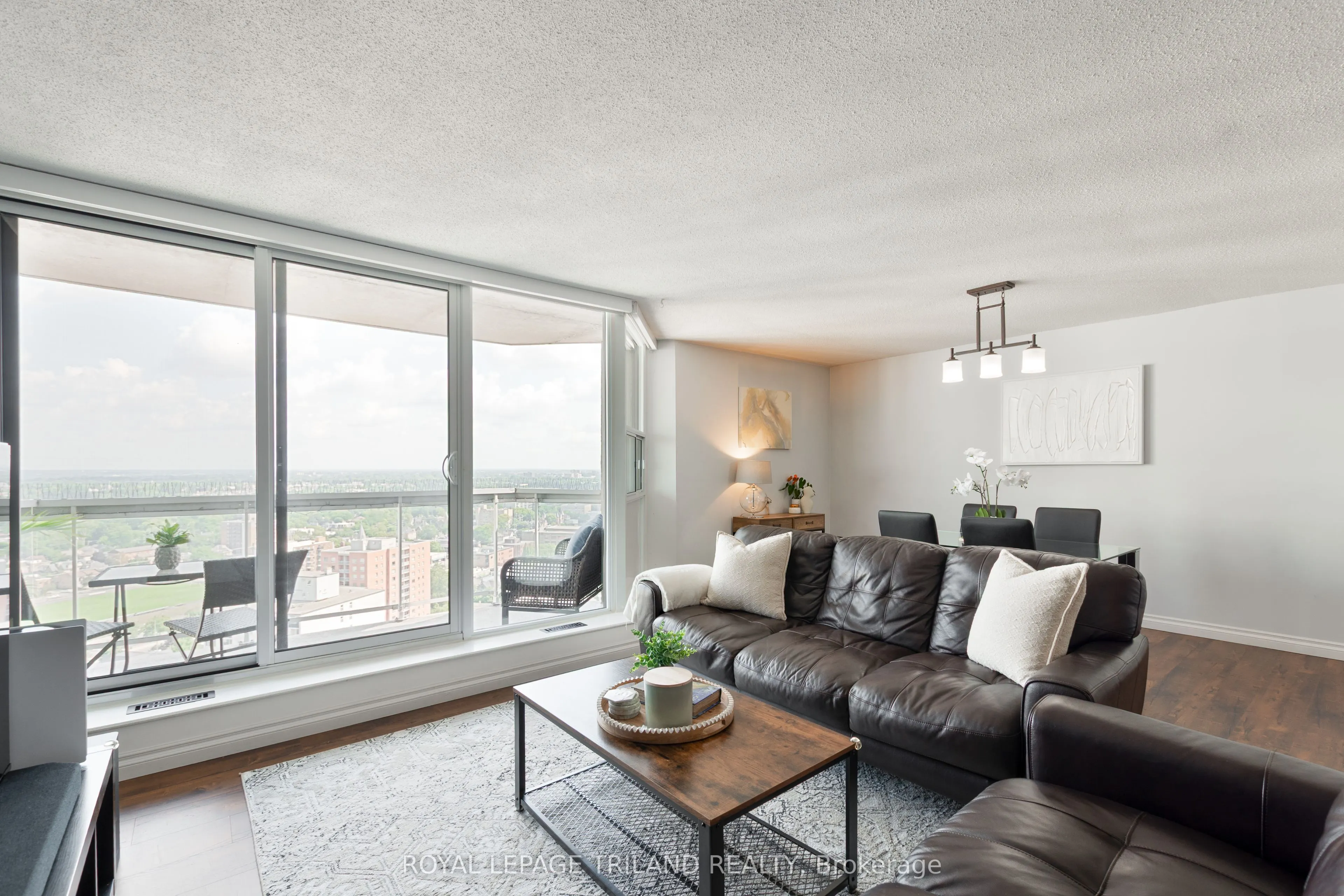 323 Colborne Street, #2703