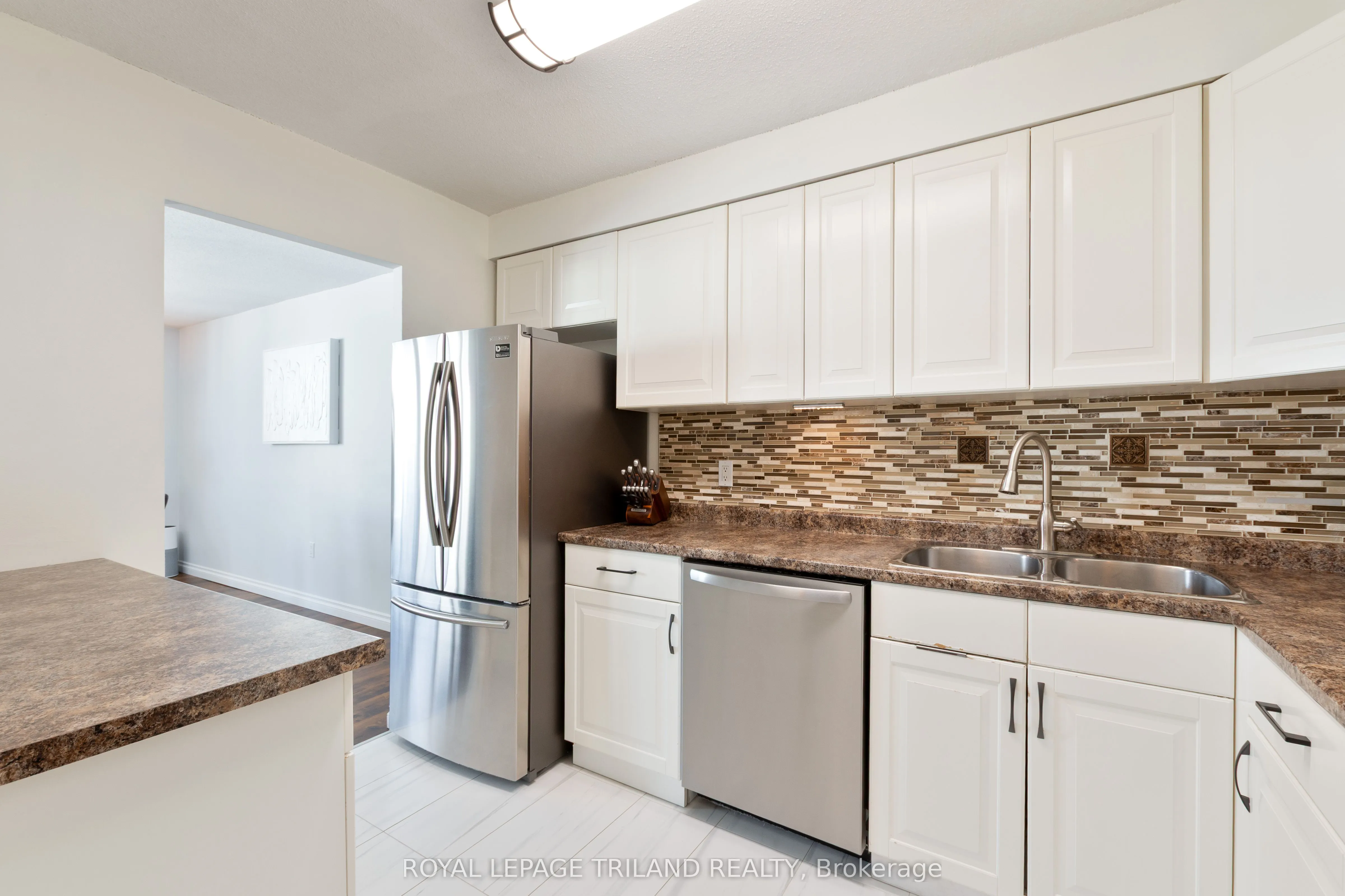 323 Colborne Street, #2703