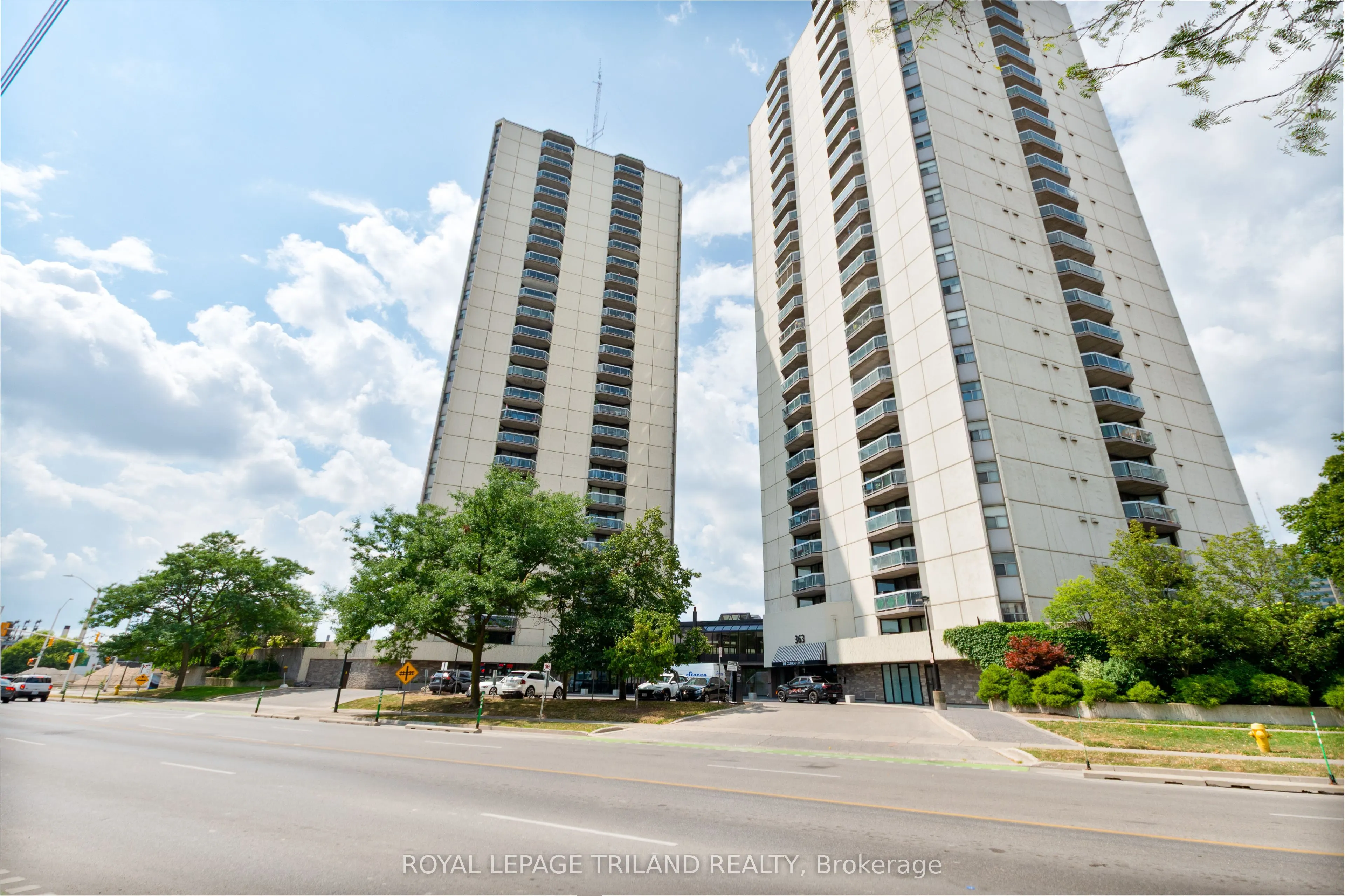 323 Colborne Street, #2703