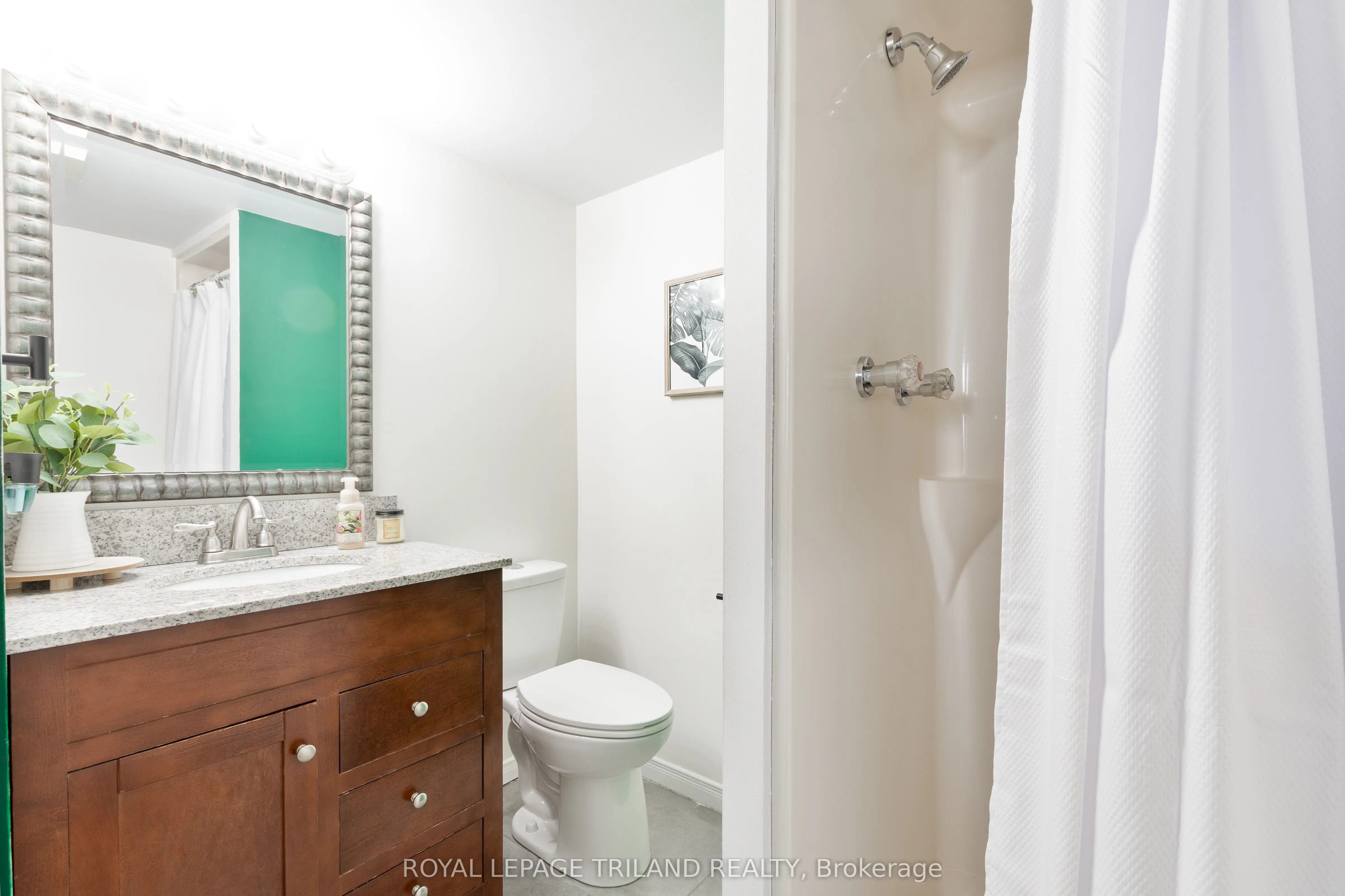 323 Colborne Street, #2703