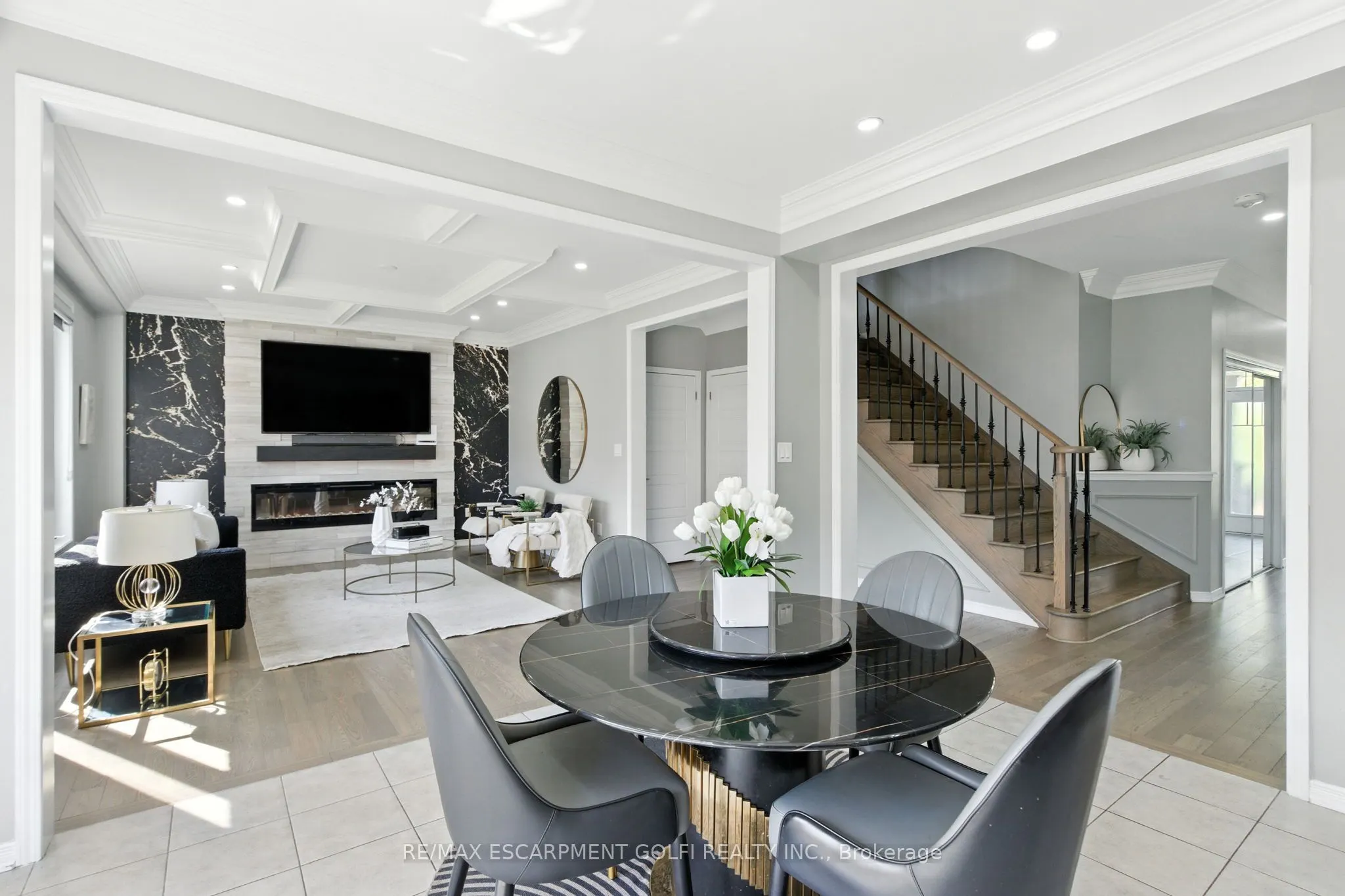 126 CACTUS Crescent