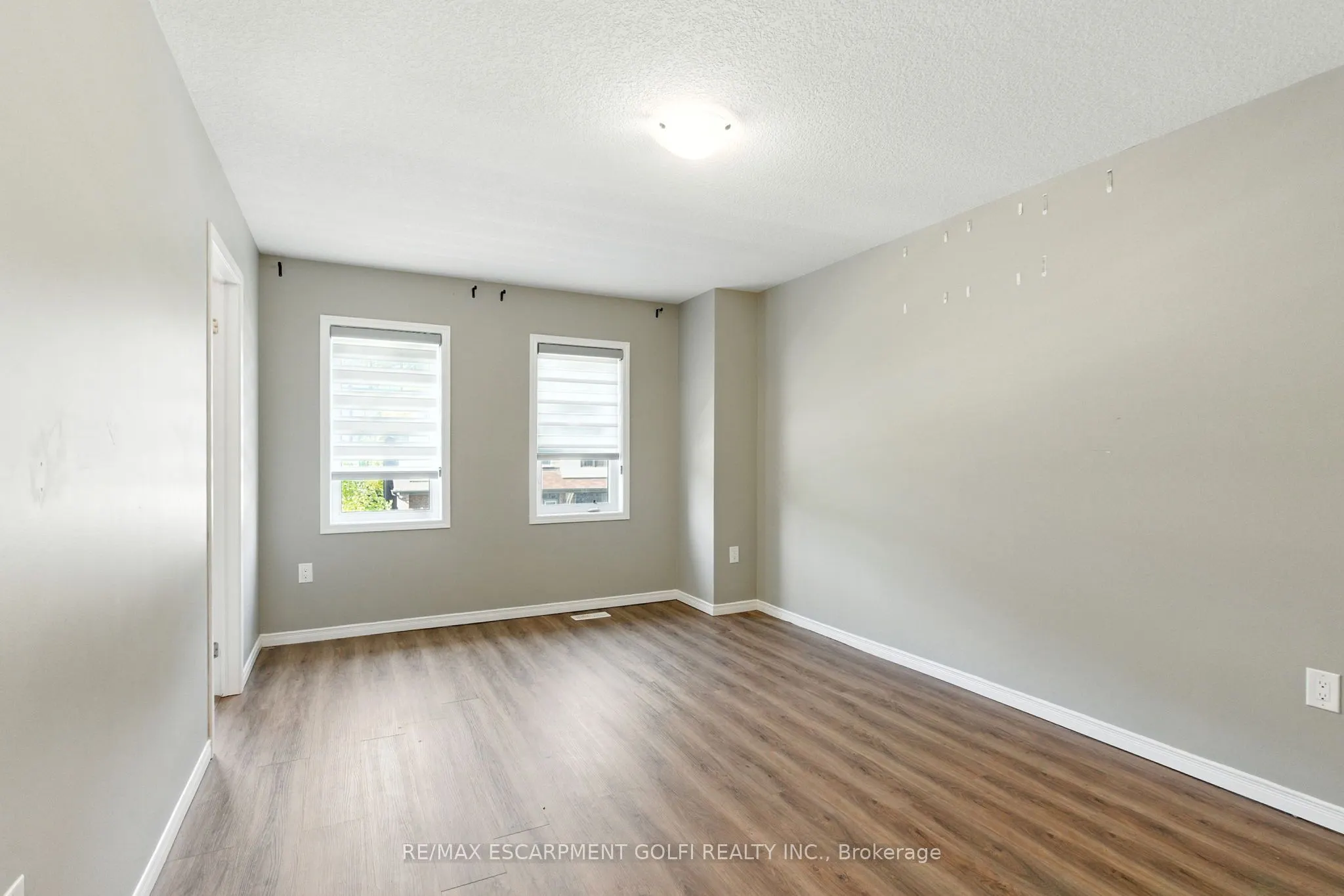 126 CACTUS Crescent