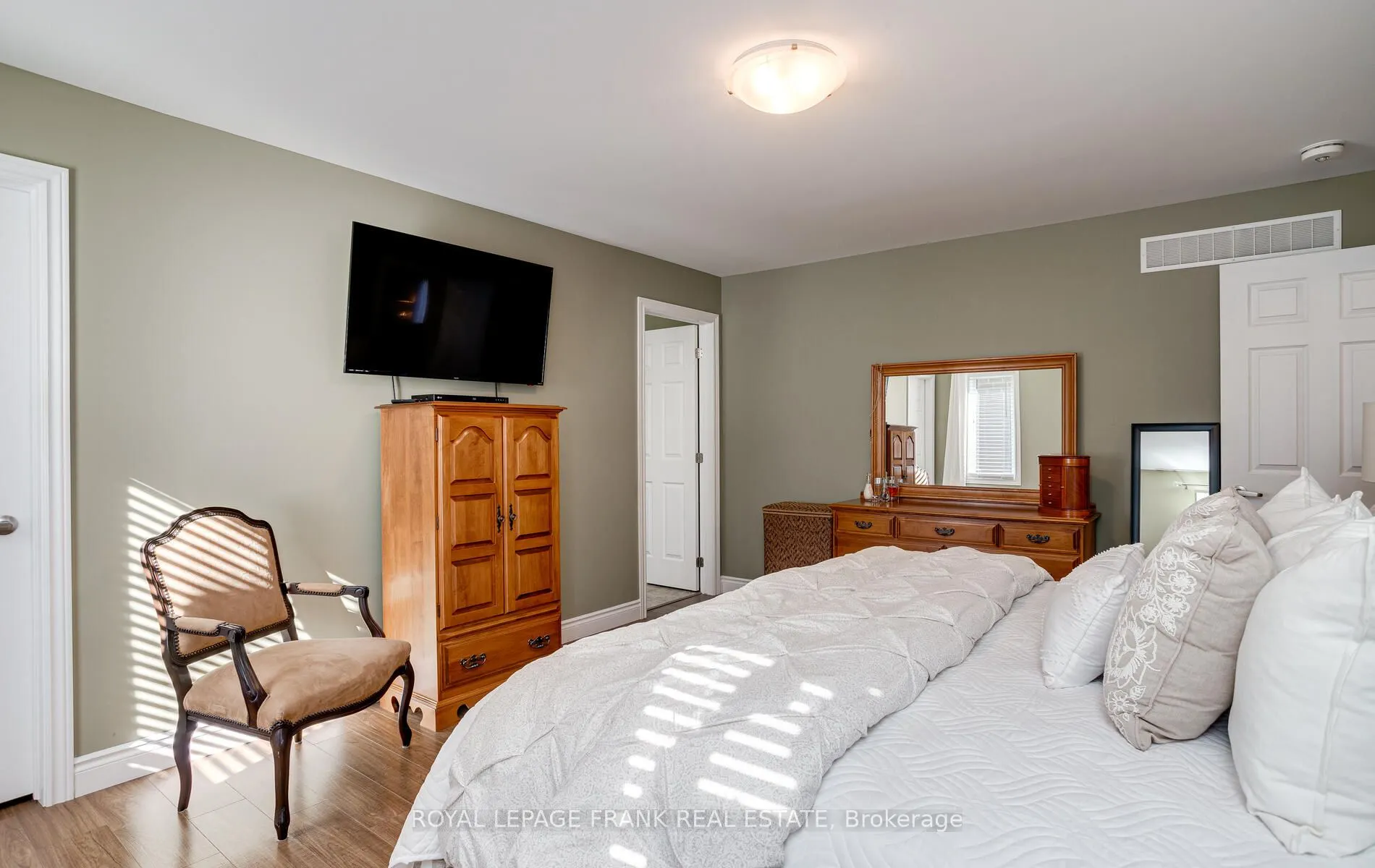 41 Cortland Way