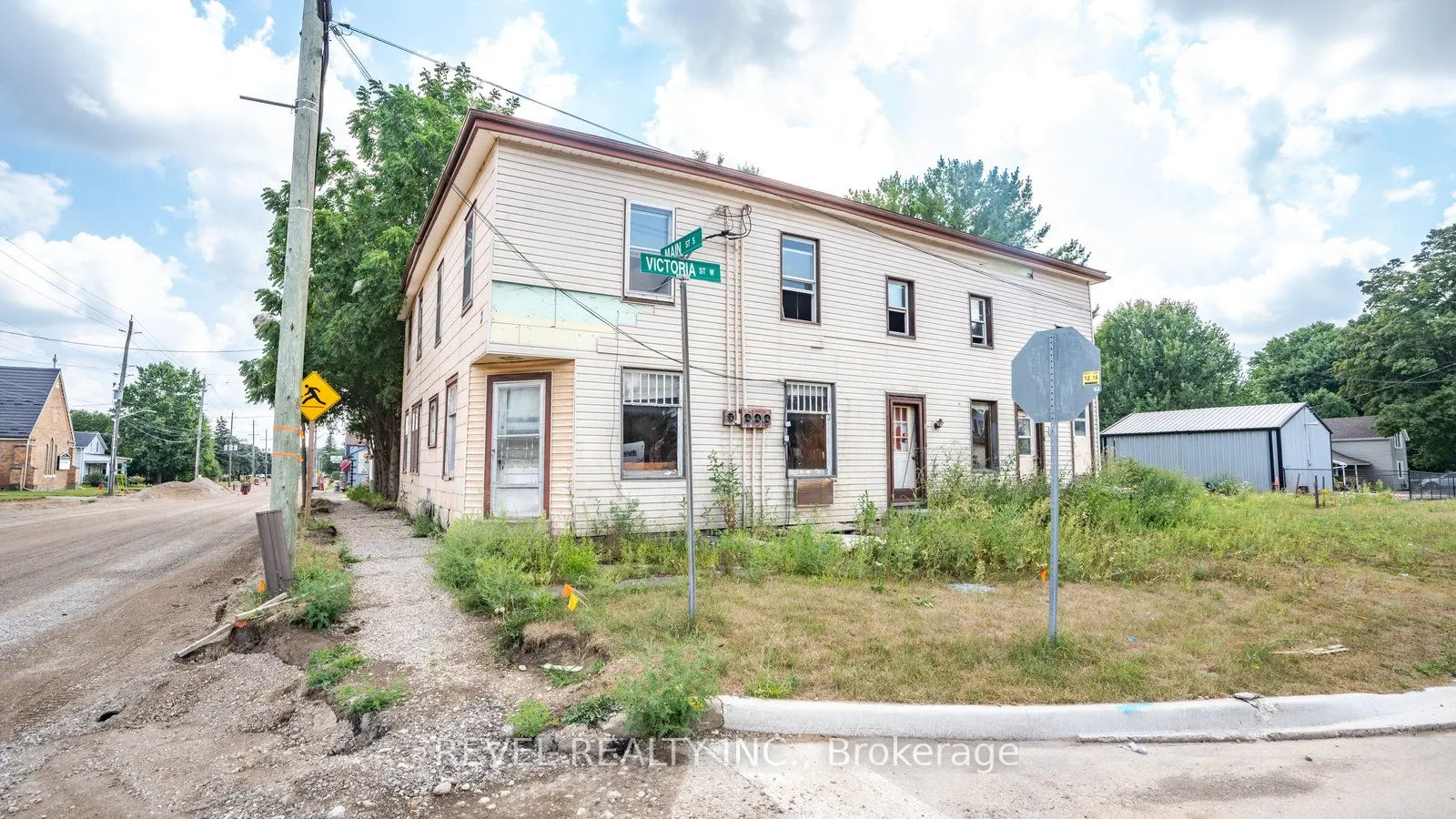 3 Main Street S