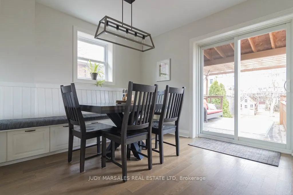 211 Wexford Avenue S