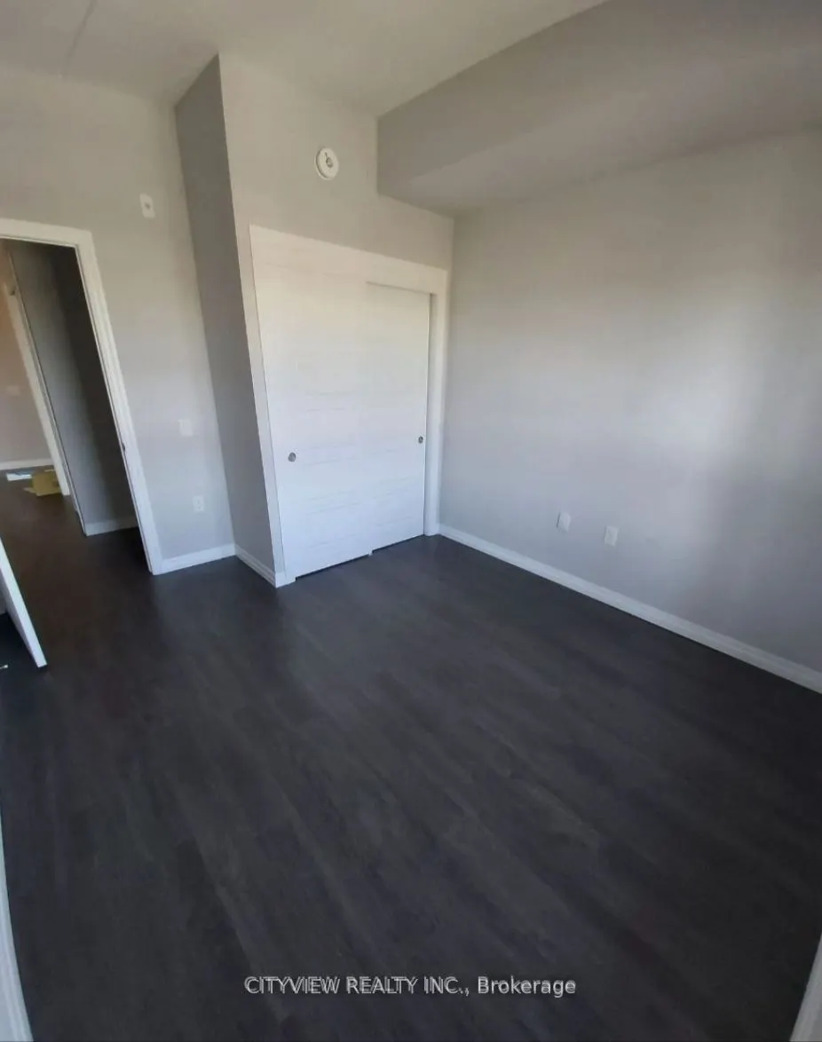 35 Kingsbury Square, #303