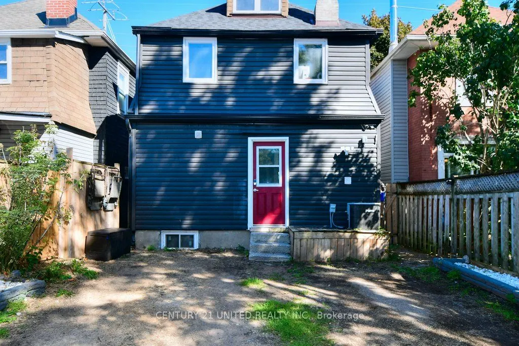27 Park Street N