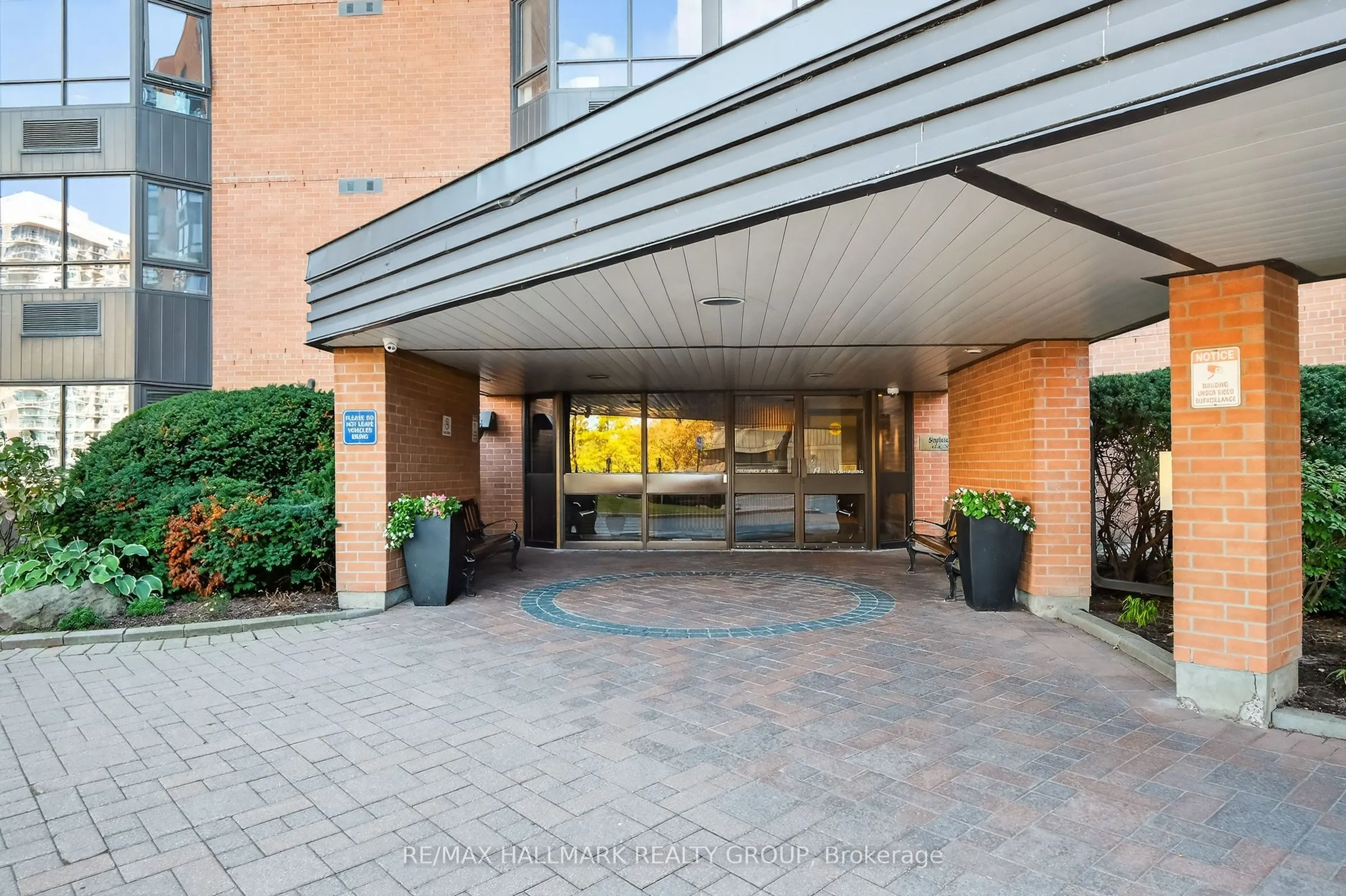 80 Sandcastle Drive, #1207