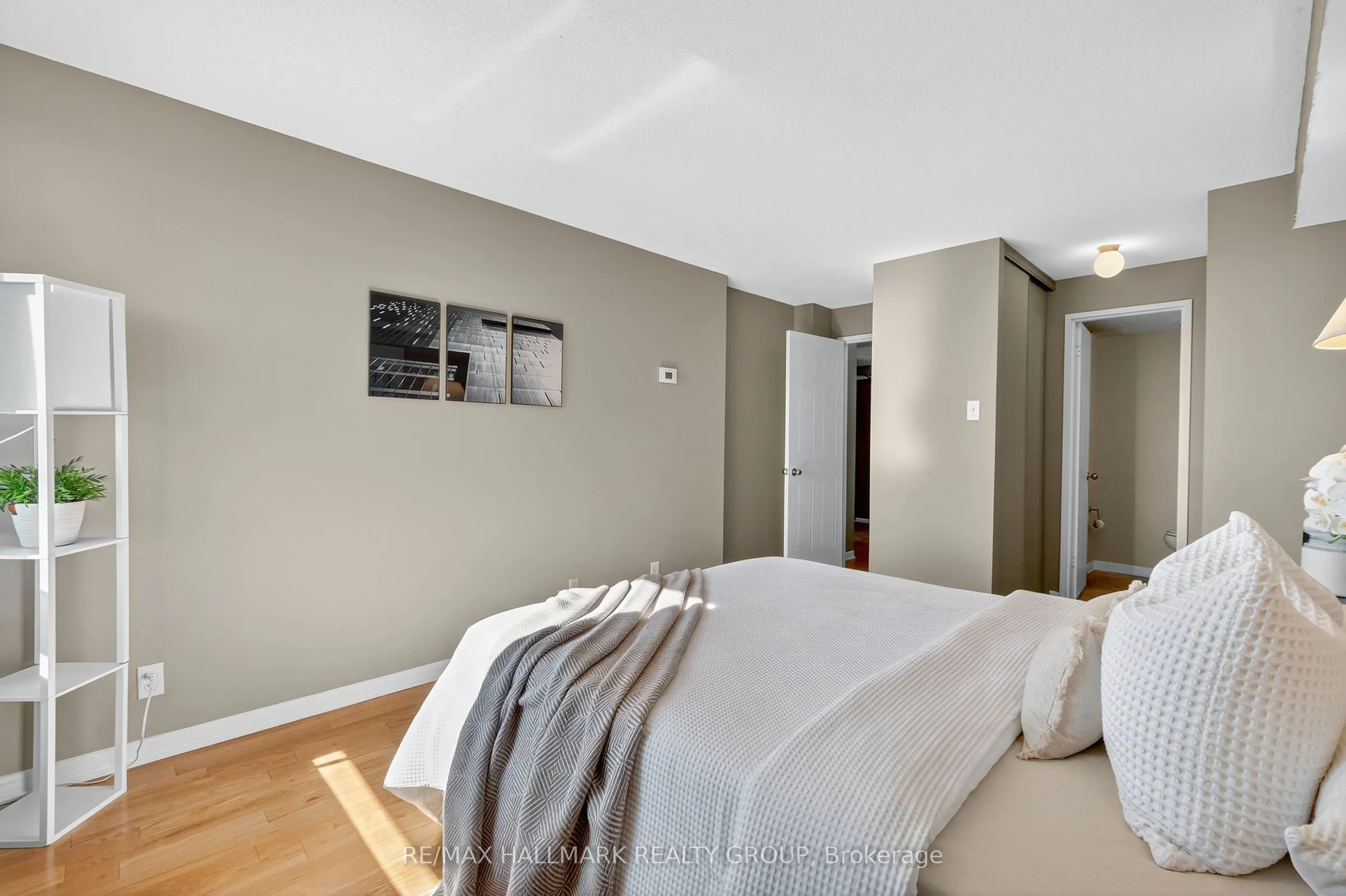 80 Sandcastle Drive, #1207