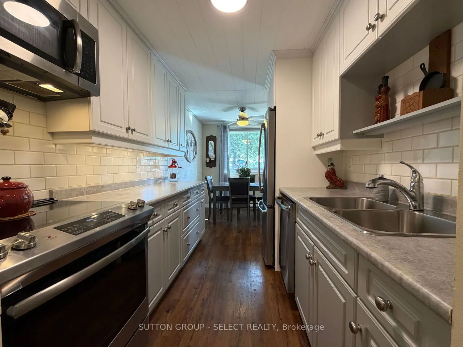 1104 JALNA Boulevard, #104
