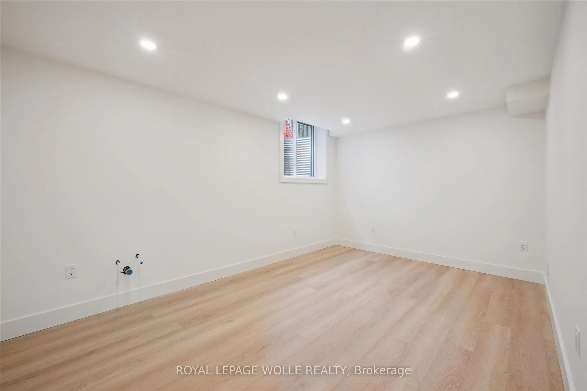548 Peach Blossom Court