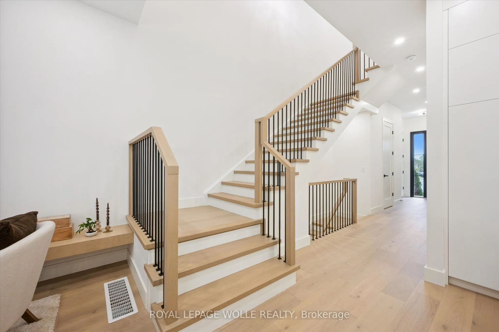 548 Peach Blossom Court