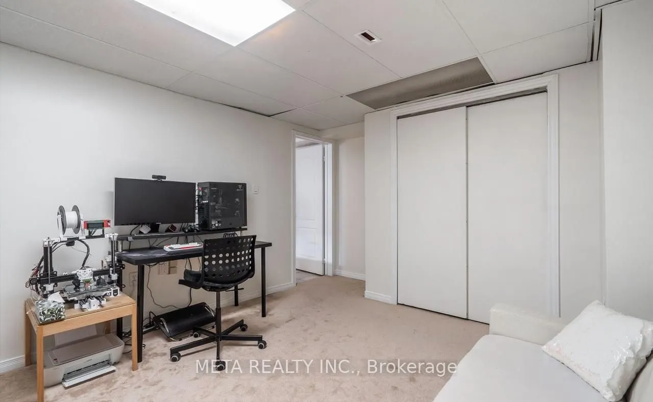 1 RESOLUTE (BASEMENT) Drive