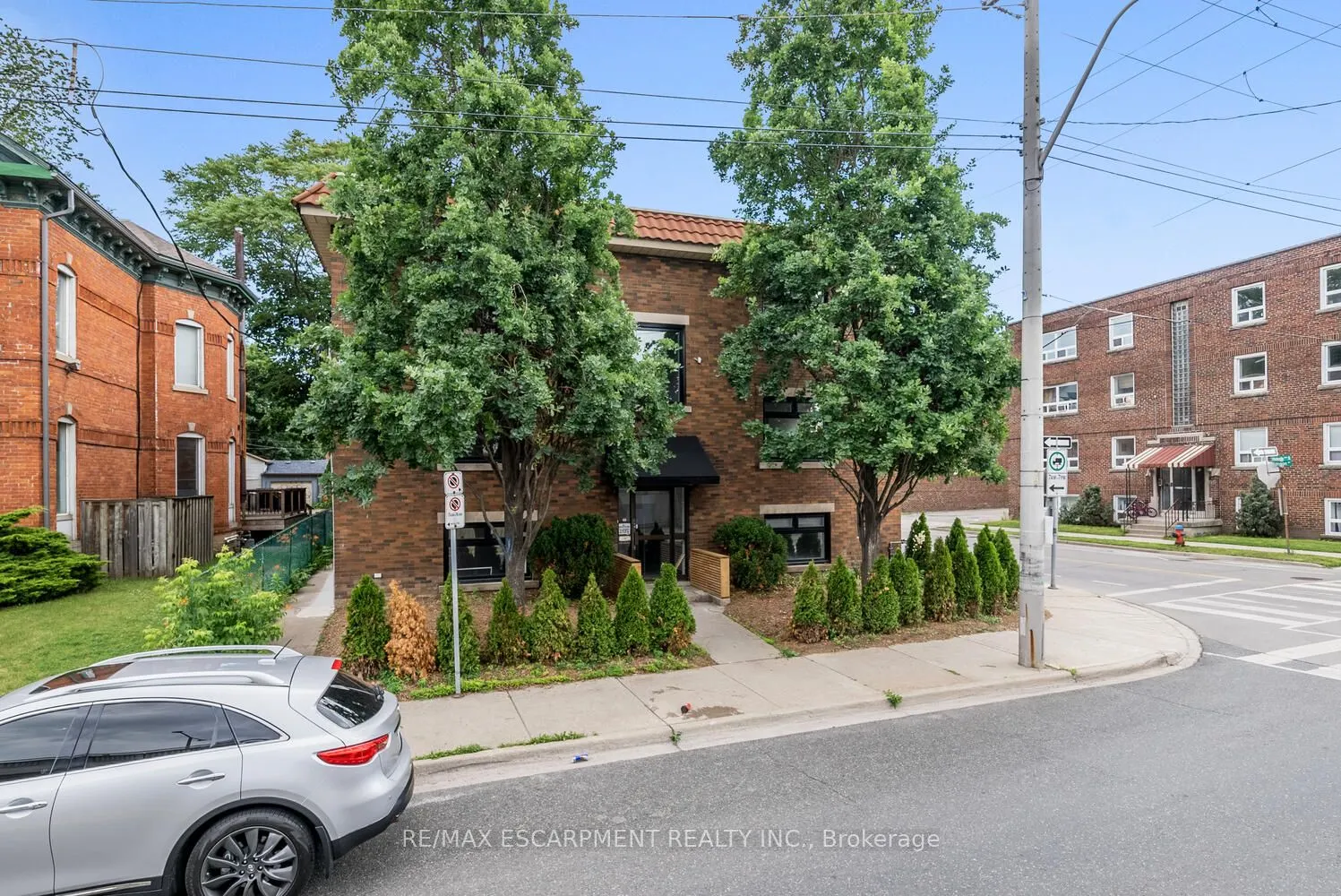 127 Victoria Avenue S, #6