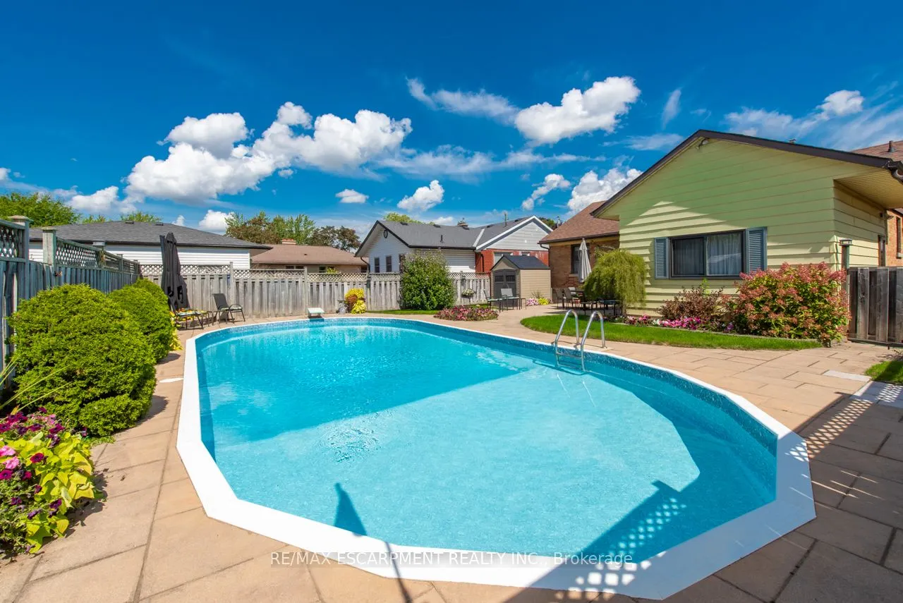 97 Ellis Crescent S