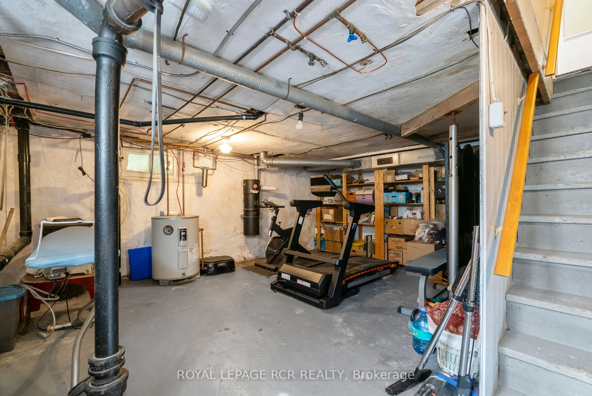152 2nd Avenue SW