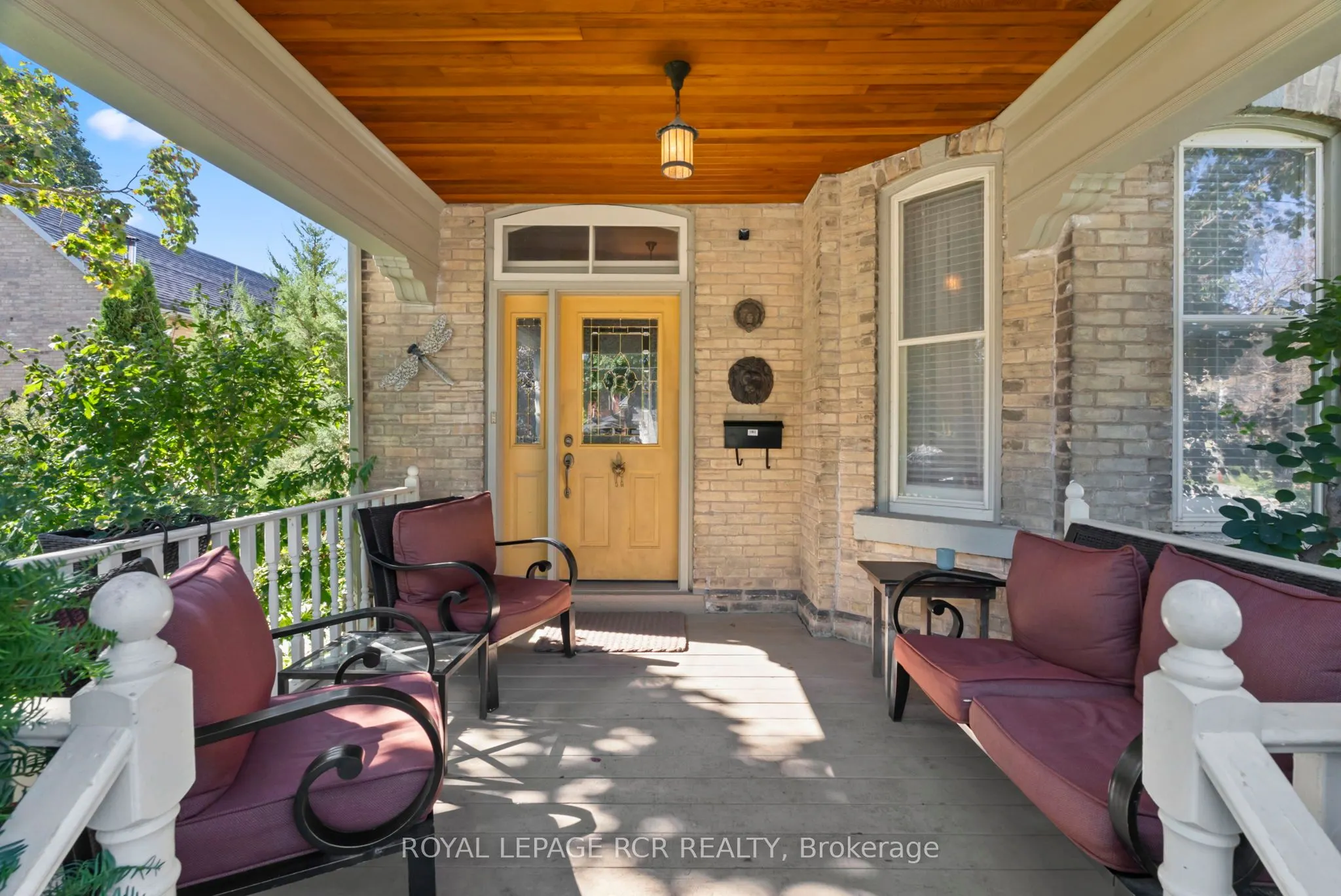 152 2nd Avenue SW