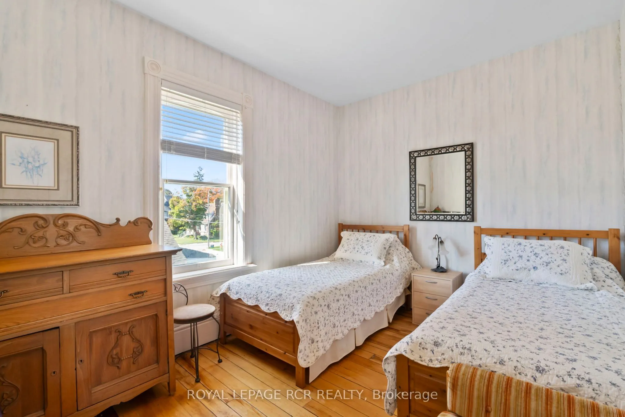 152 2nd Avenue SW