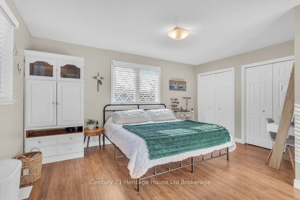 4 Demeyere Avenue