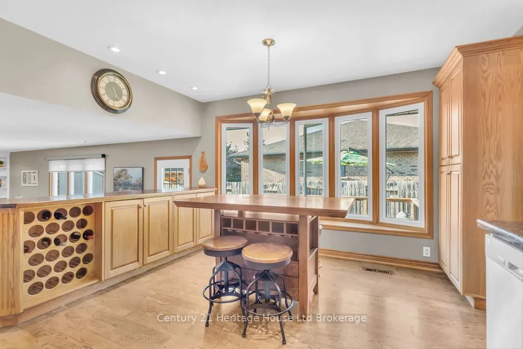 4 Demeyere Avenue