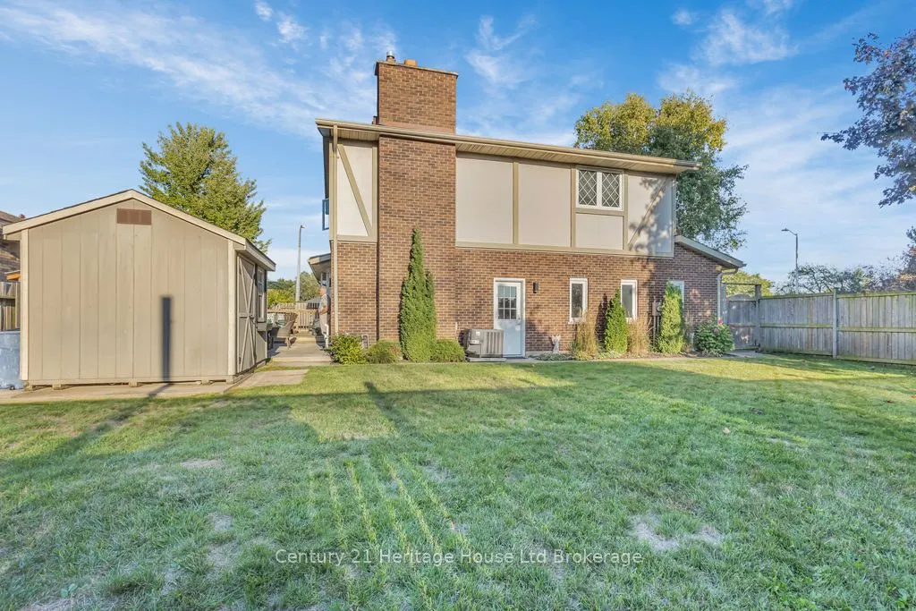 4 Demeyere Avenue