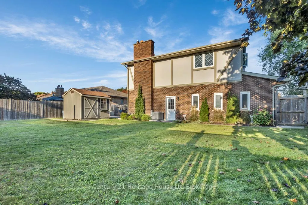 4 Demeyere Avenue