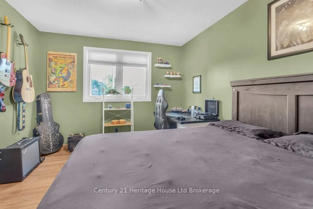 4 Demeyere Avenue