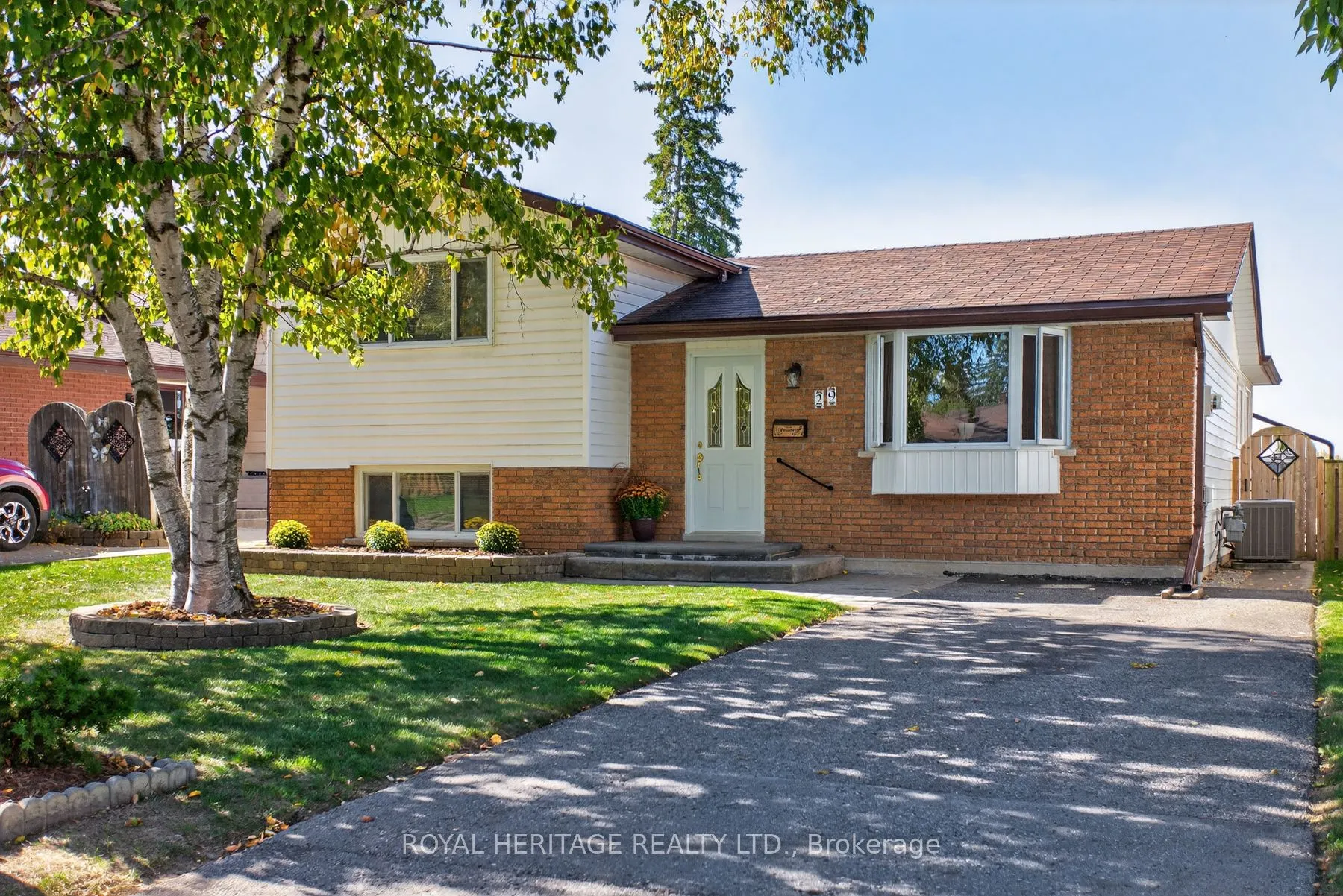 29 Rideau Crescent