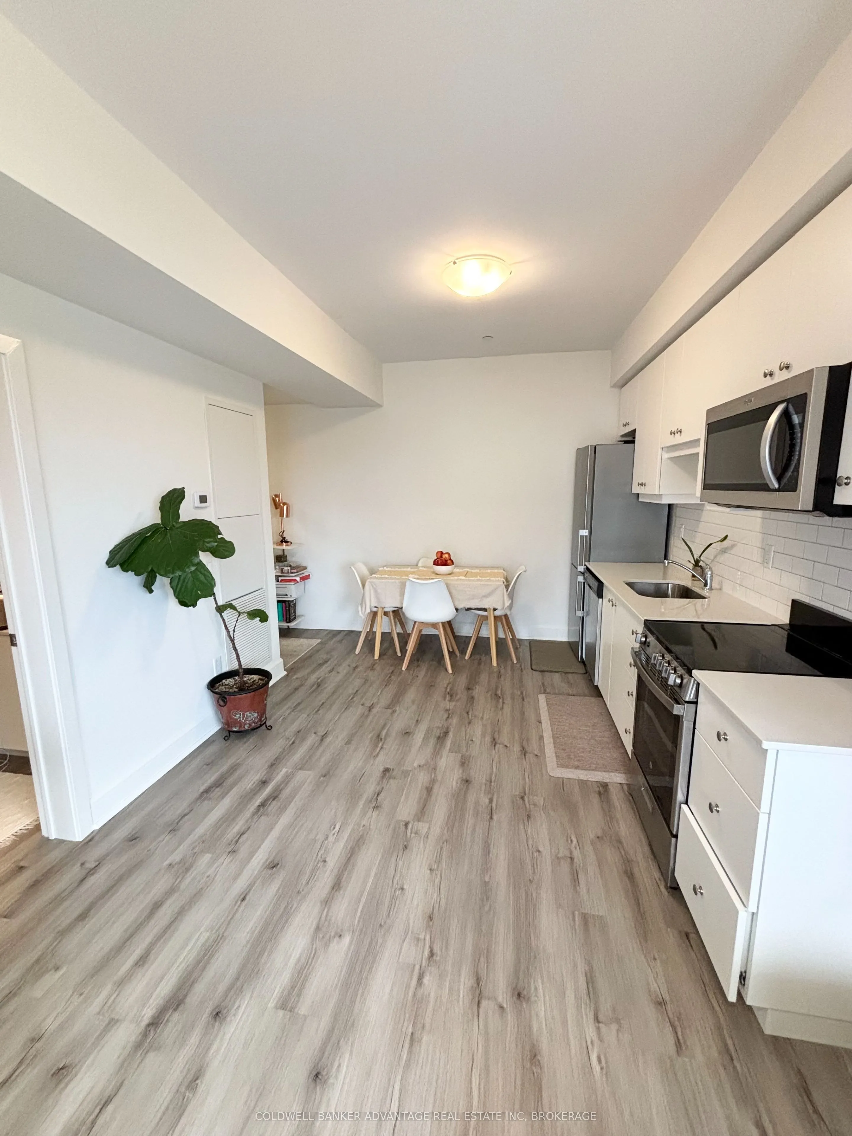 243 NORTHFIELD Drive, #612