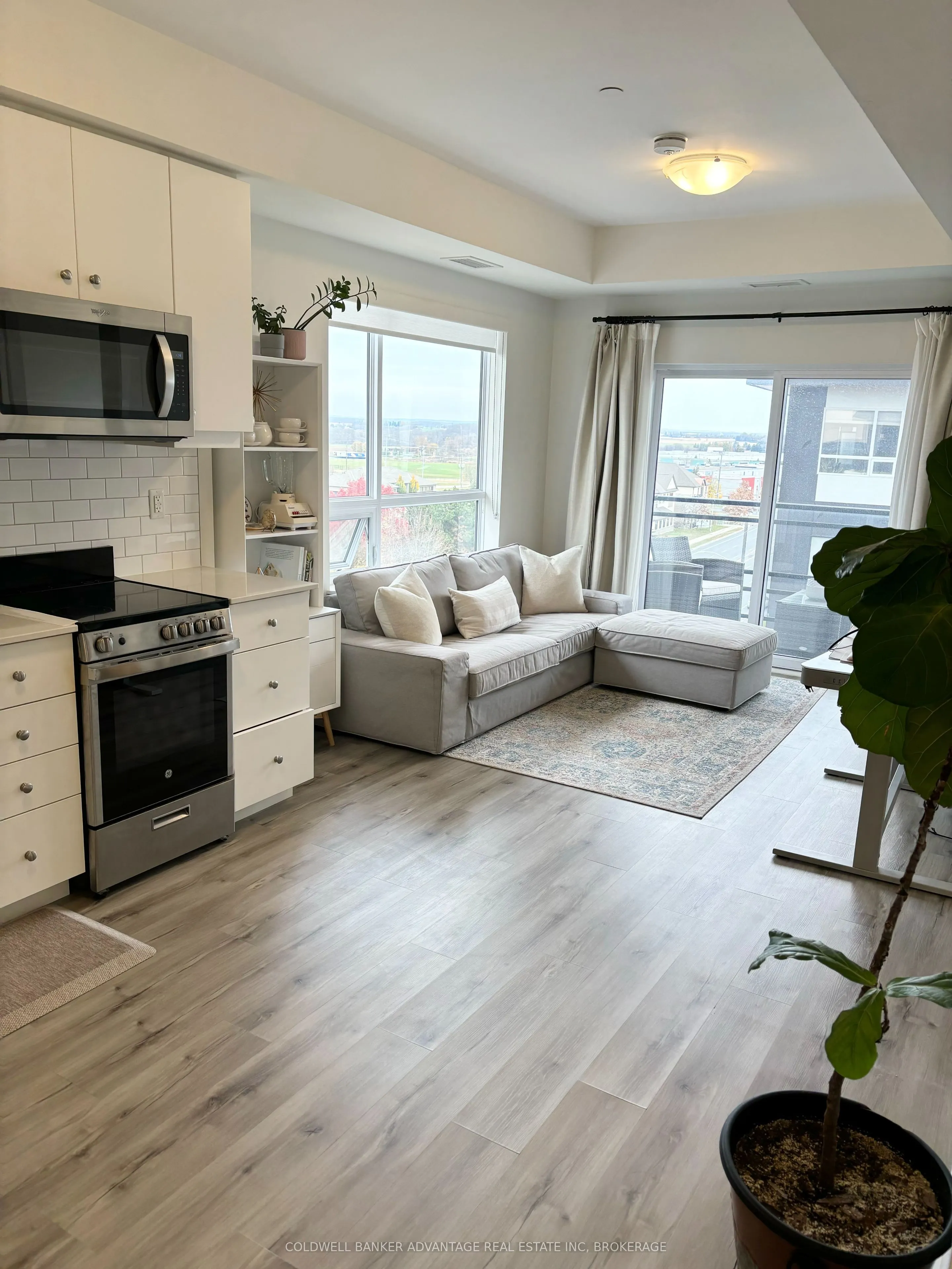 243 NORTHFIELD Drive, #612