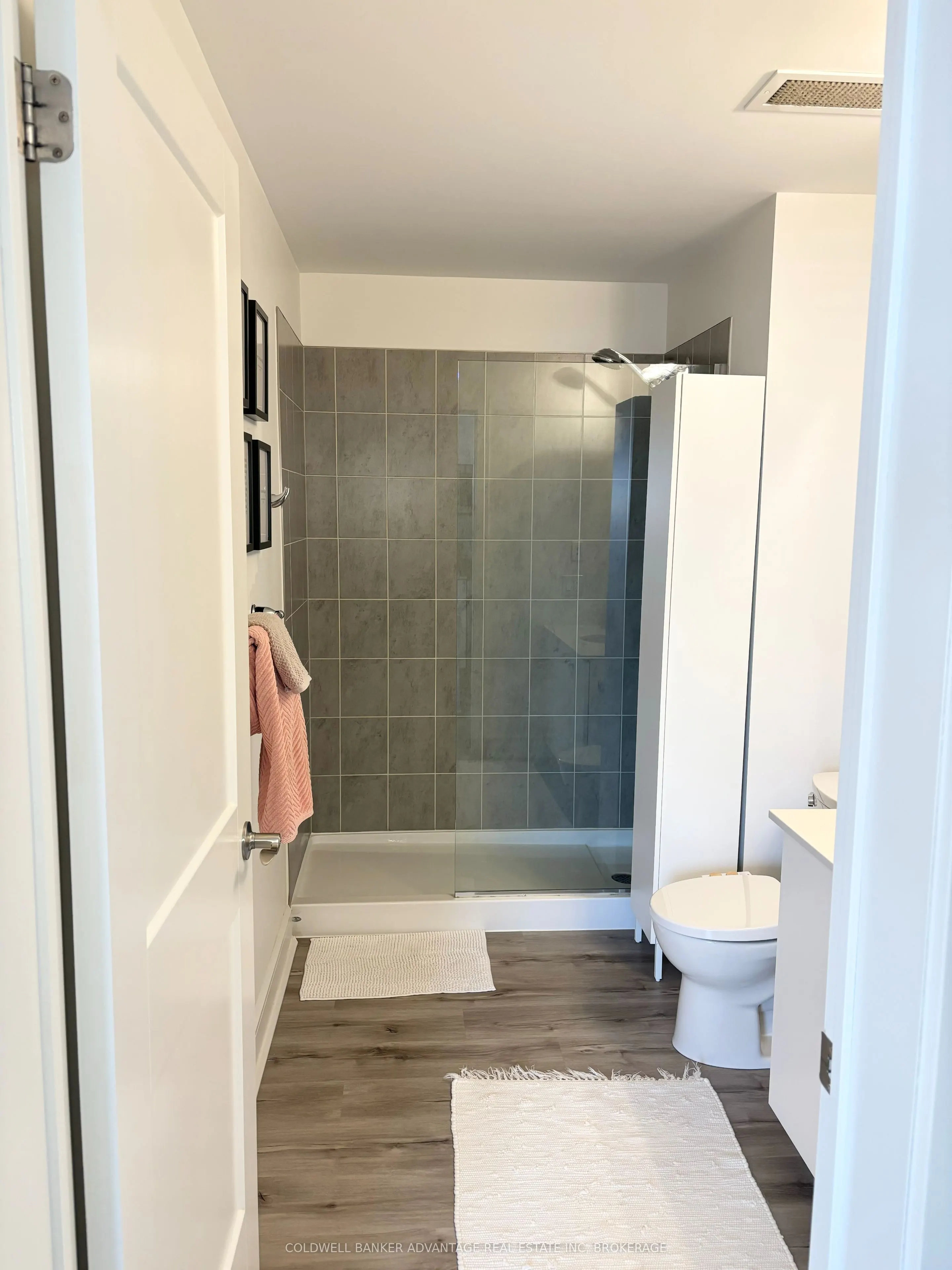 243 NORTHFIELD Drive, #612