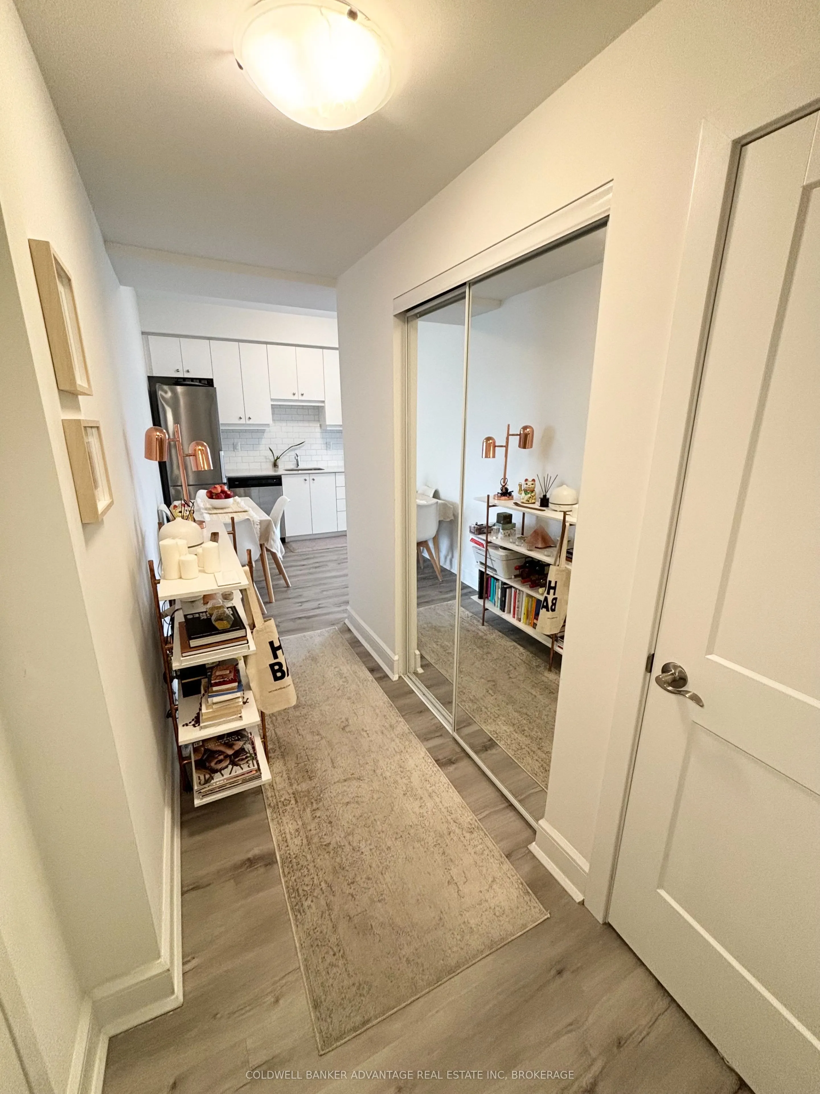 243 NORTHFIELD Drive, #612