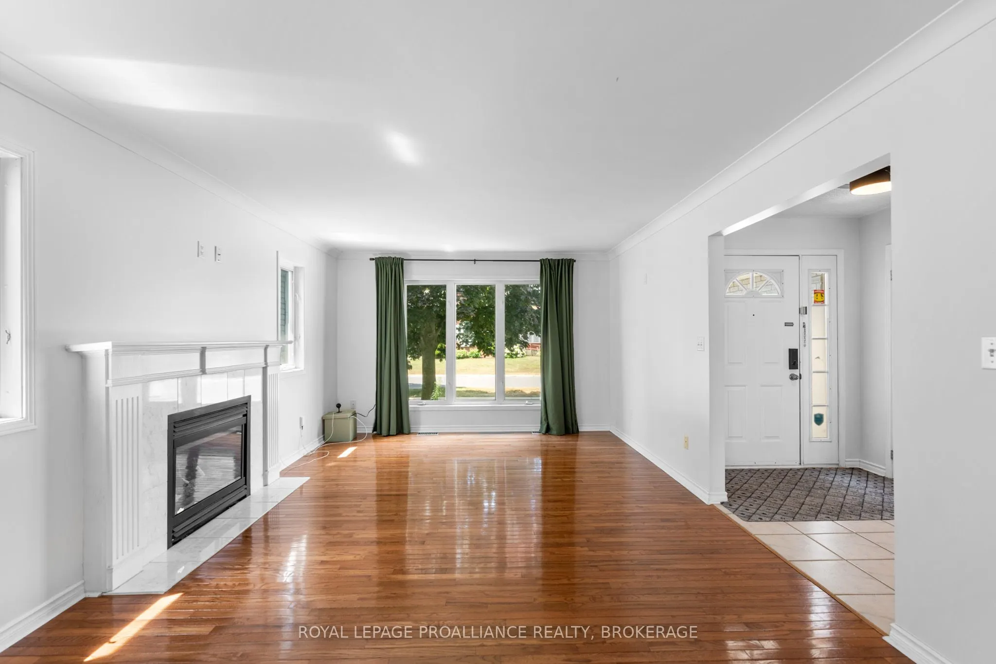 343 Sunrise Crescent
