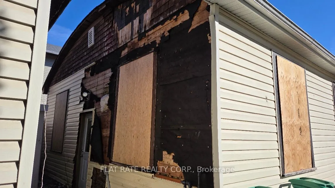 106 STEWART Street