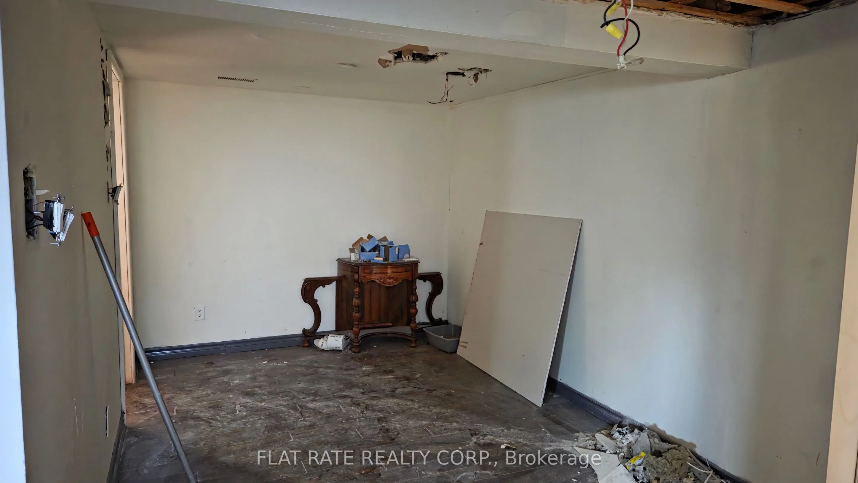 106 STEWART Street