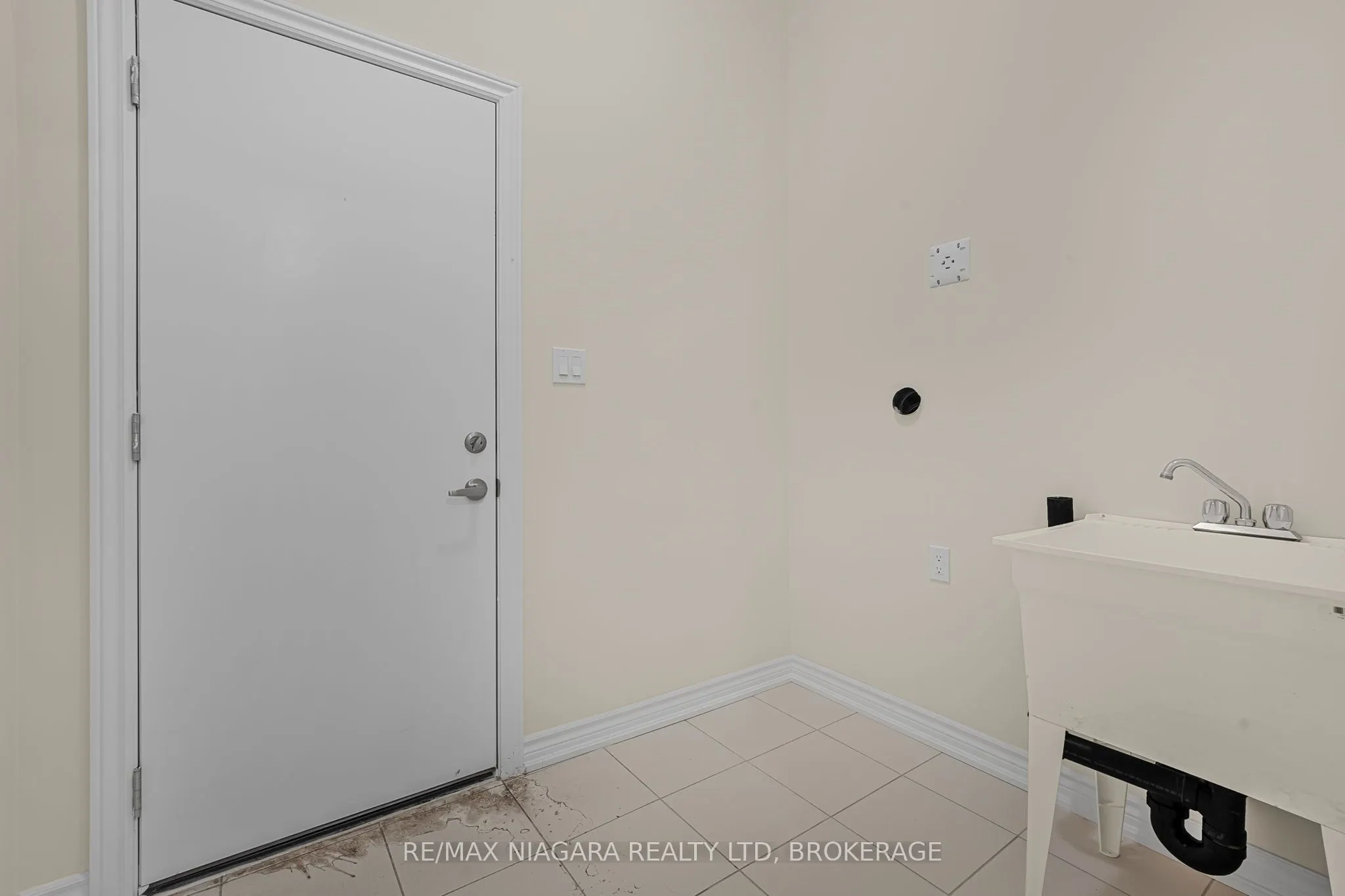 3219 DOMINION Road