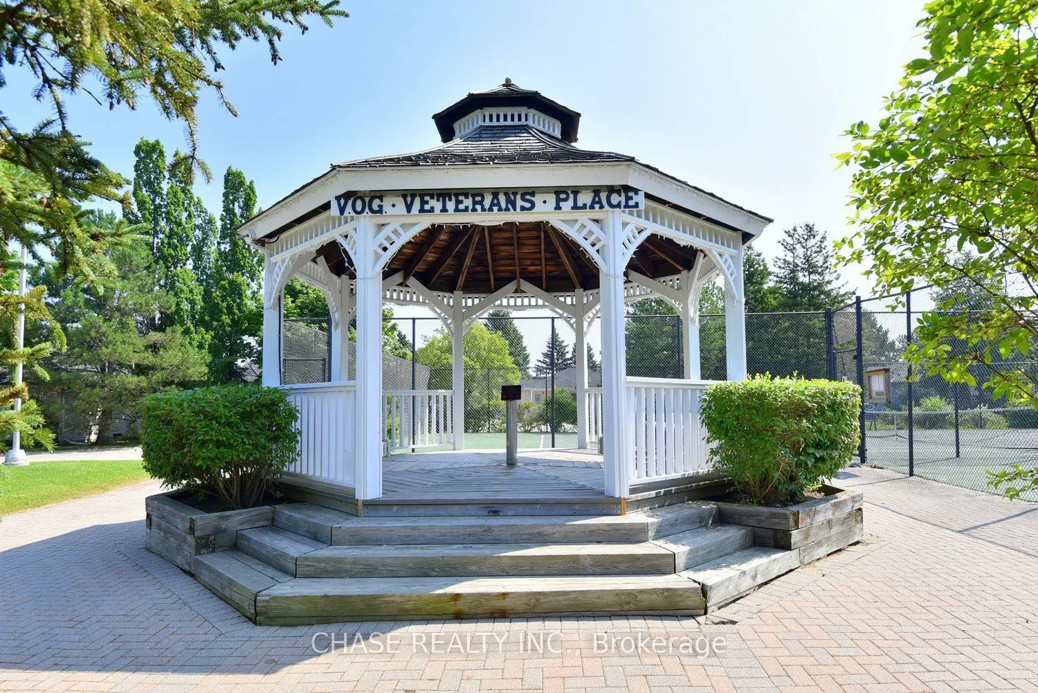 157 Silverbirch Boulevard, #12