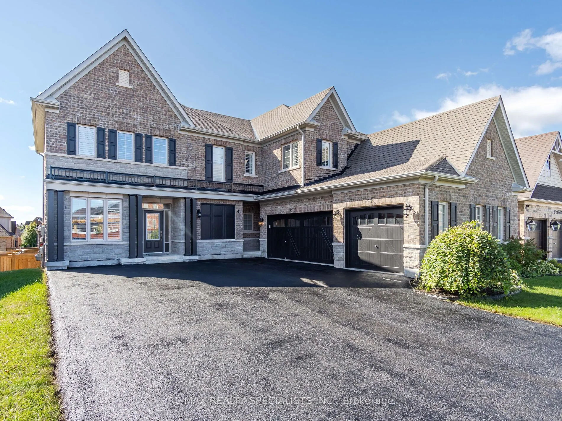 4 Mithcell Crescent